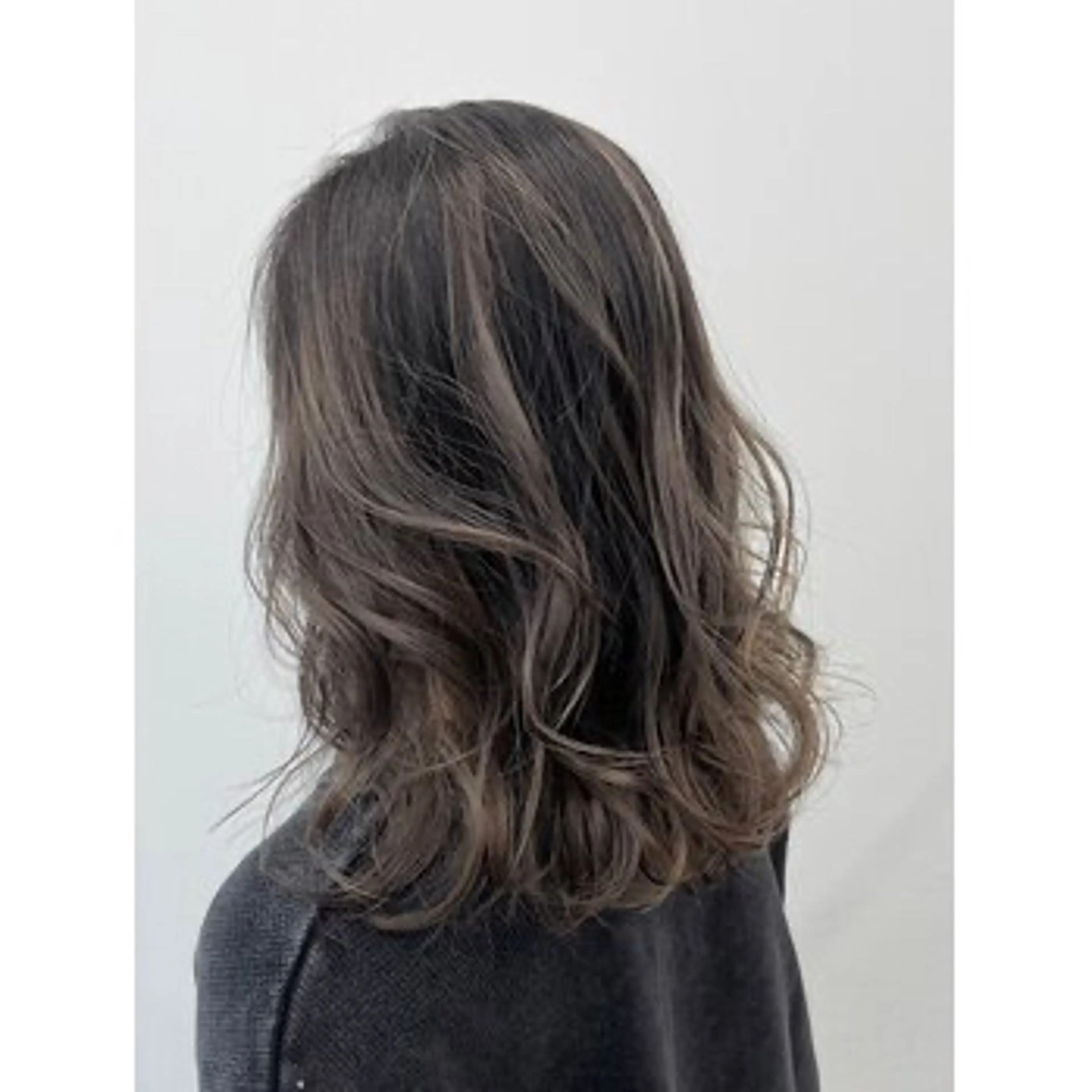 セミロング カット ヘアカラー トリートメント ✨透明感艶カラー YUKI✨のヘアスタイル