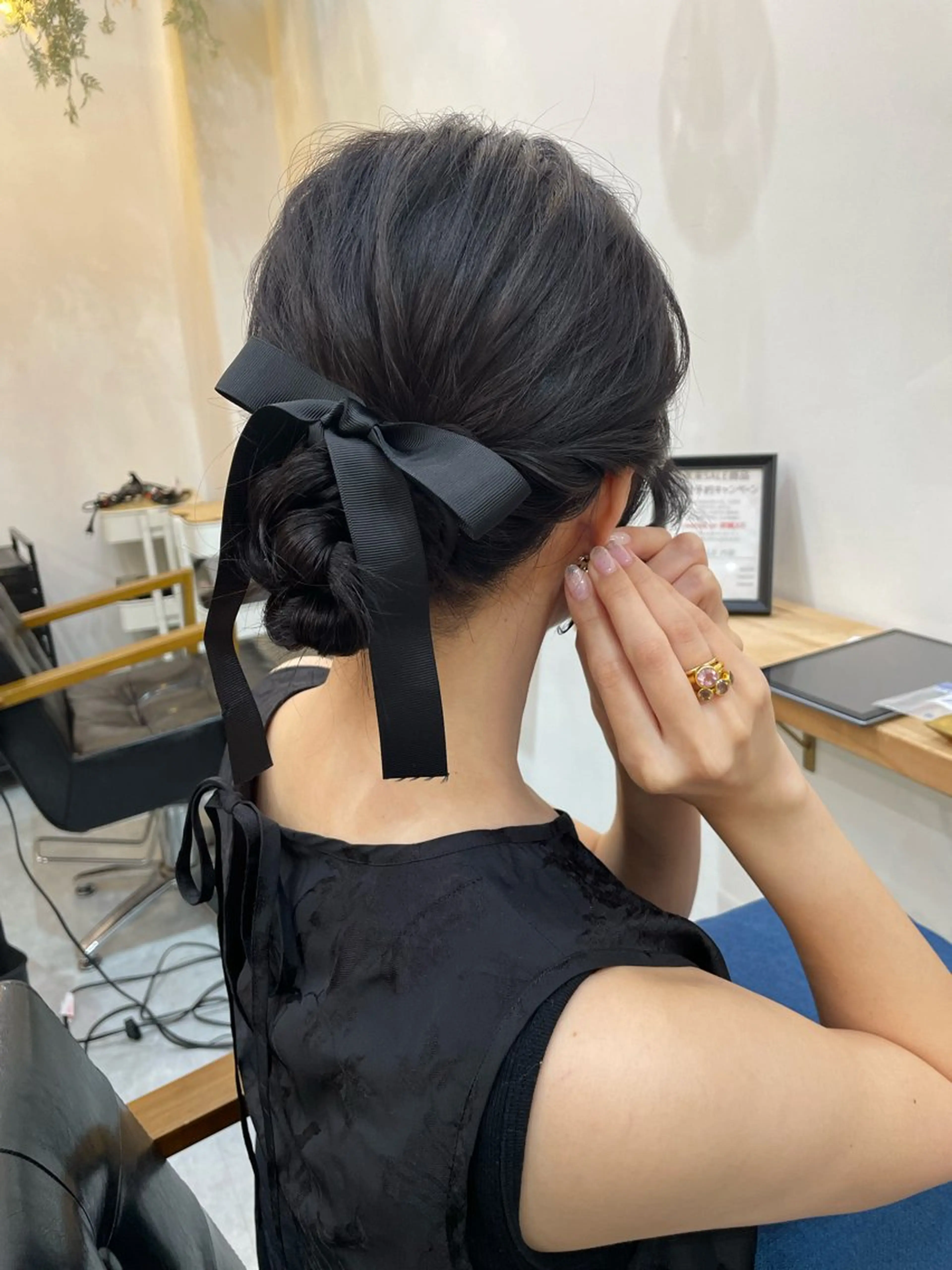 ロング カラー ヘアアレンジ 高梨 菜々のヘアスタイル