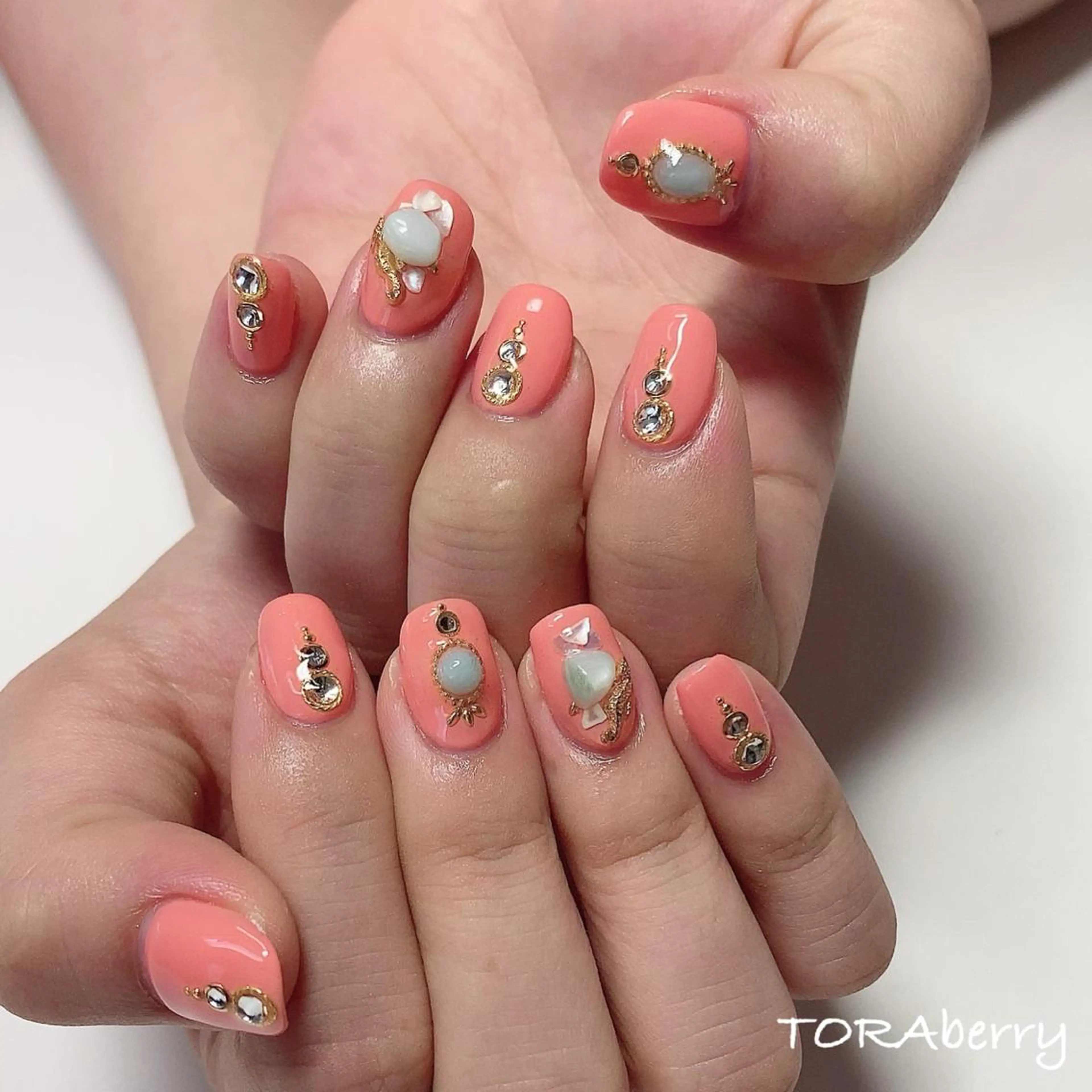 ネイル ハンドネイル ネイリスト なつみのネイルデザイン