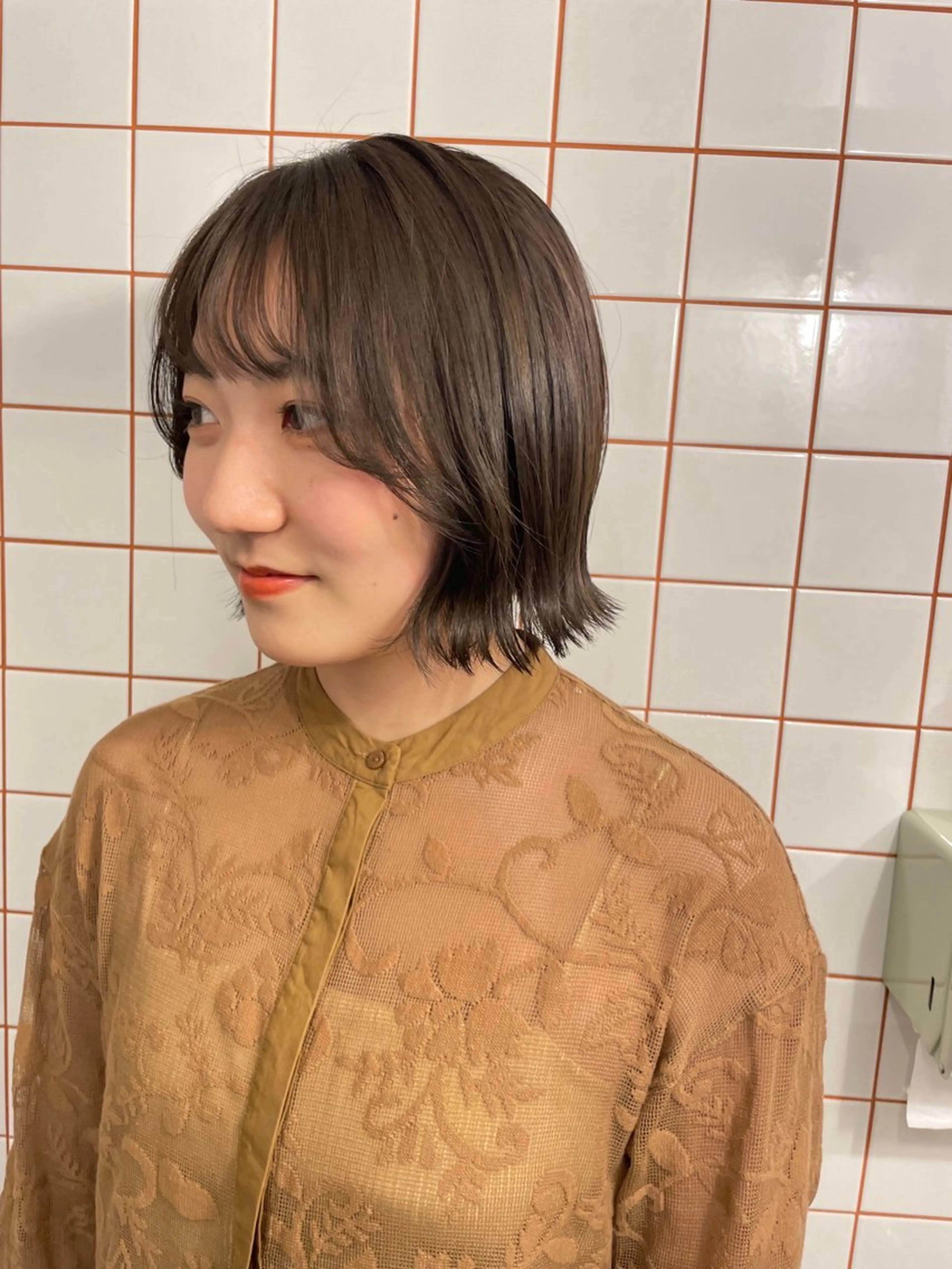 ショート カット ヘアカラー 透明感カラー 🦋AYAのヘアスタイル