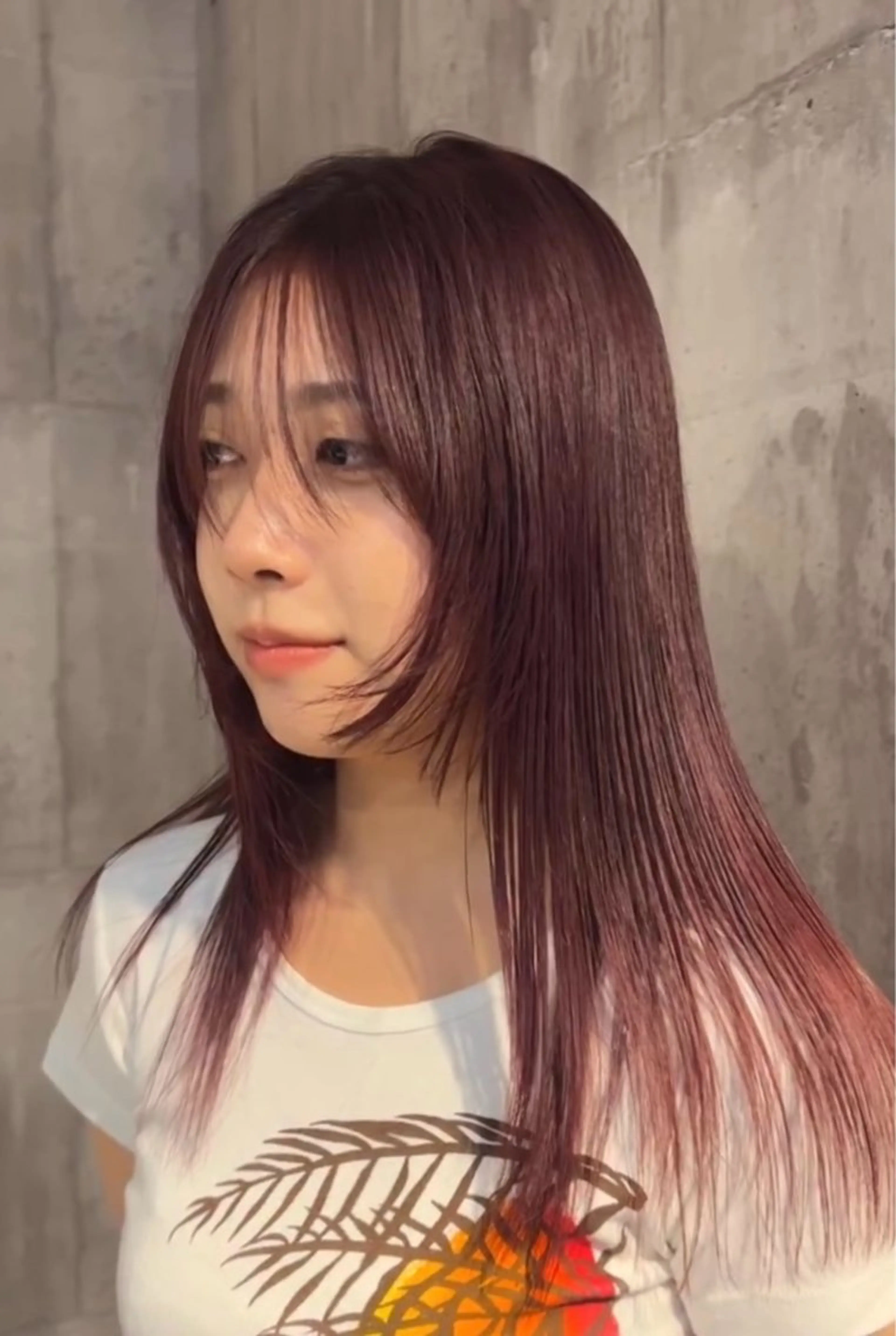 ロング カラー ブリーチ ダブルカラー オレンジ レッドカラー Sora/レイヤー/ 似合わせカラー🤎のヘアスタイル