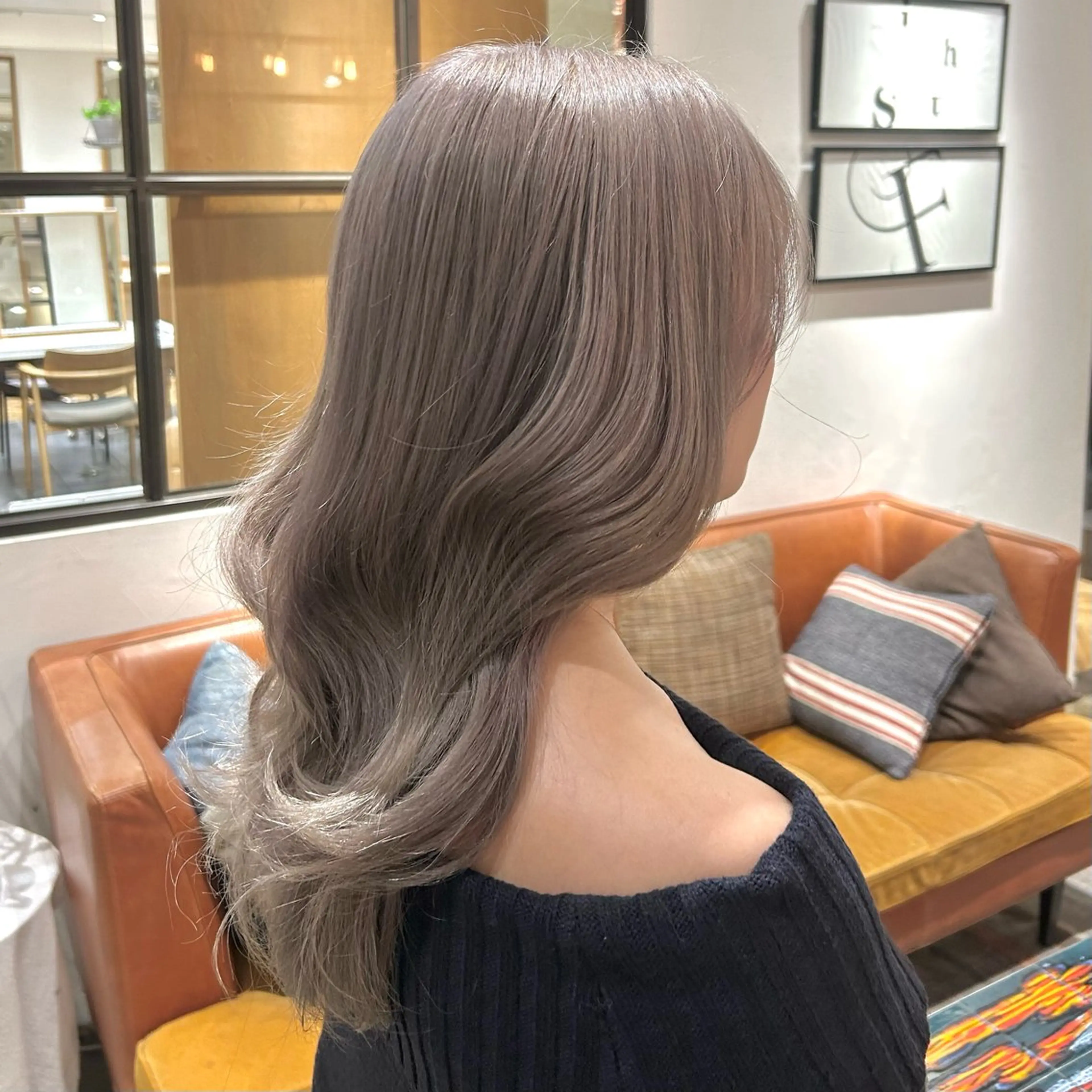 カラー ベージュカラー ブリーチ ホワイトベージュ ヘアカラー ココナ./ 立川/青梅線のヘアスタイル