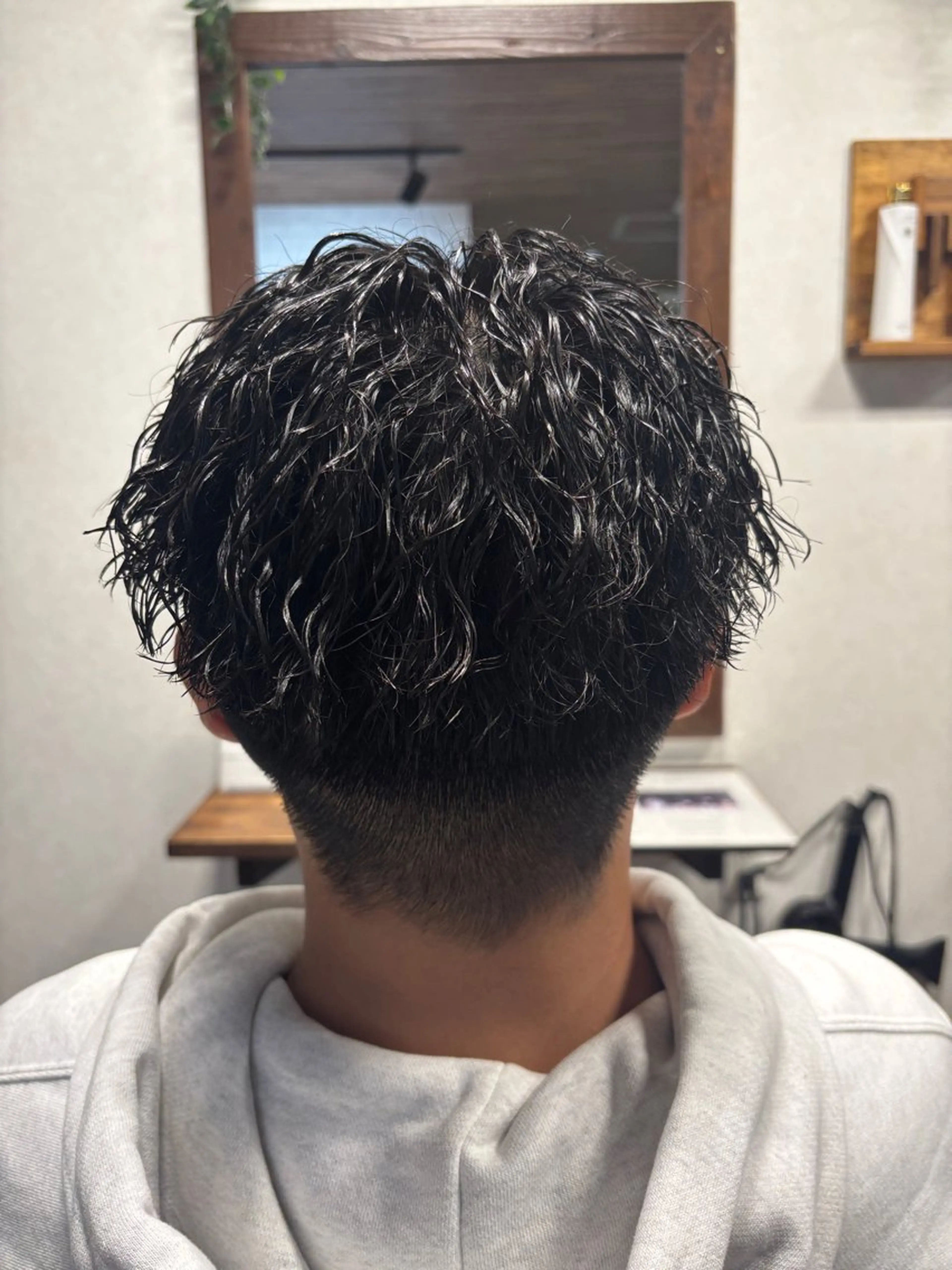 ショート パーマ ヘッドスパ リレイス 伊藤愛斗のヘアスタイル