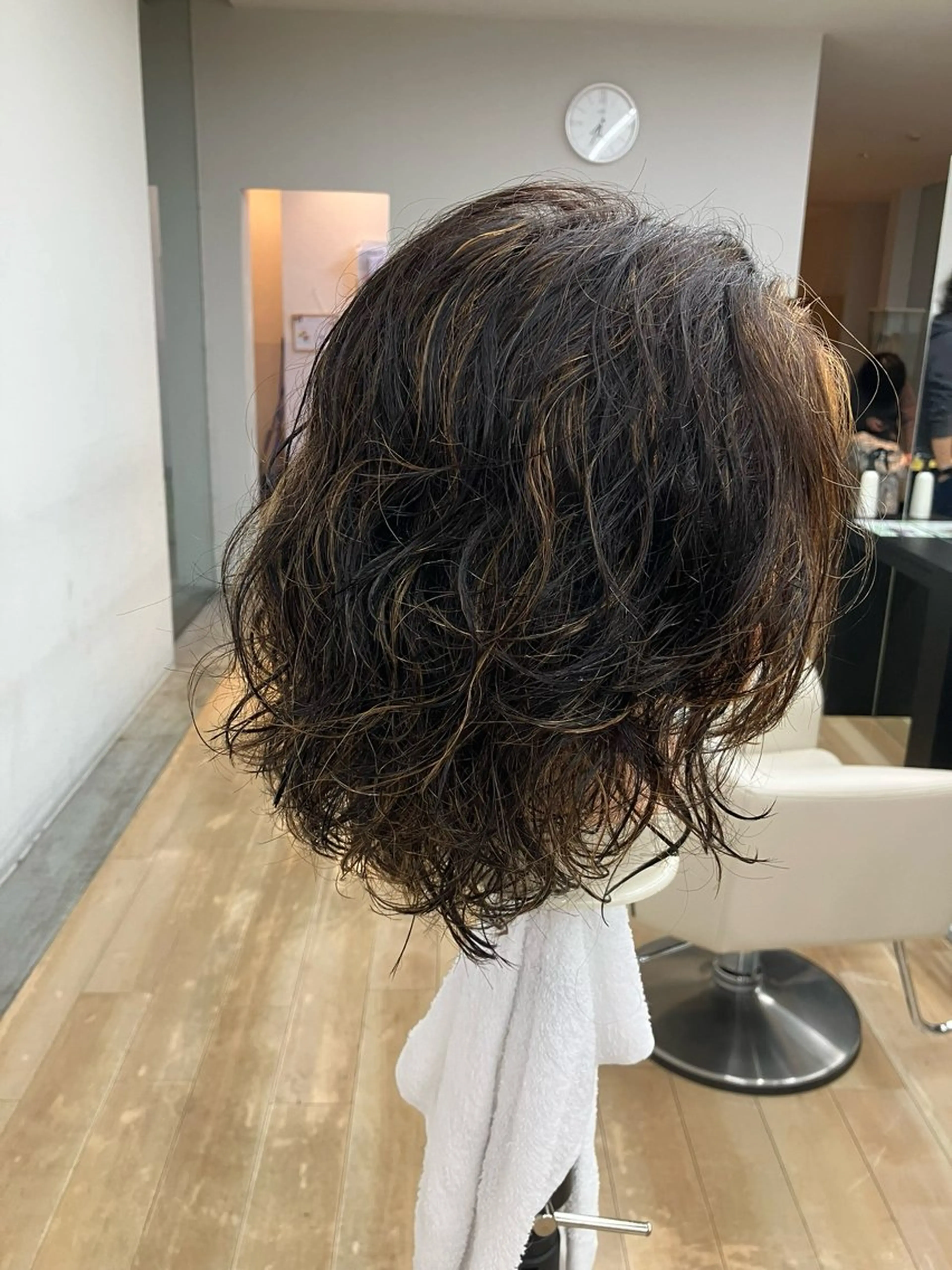 パーマ 金岡 冬也のヘアスタイル