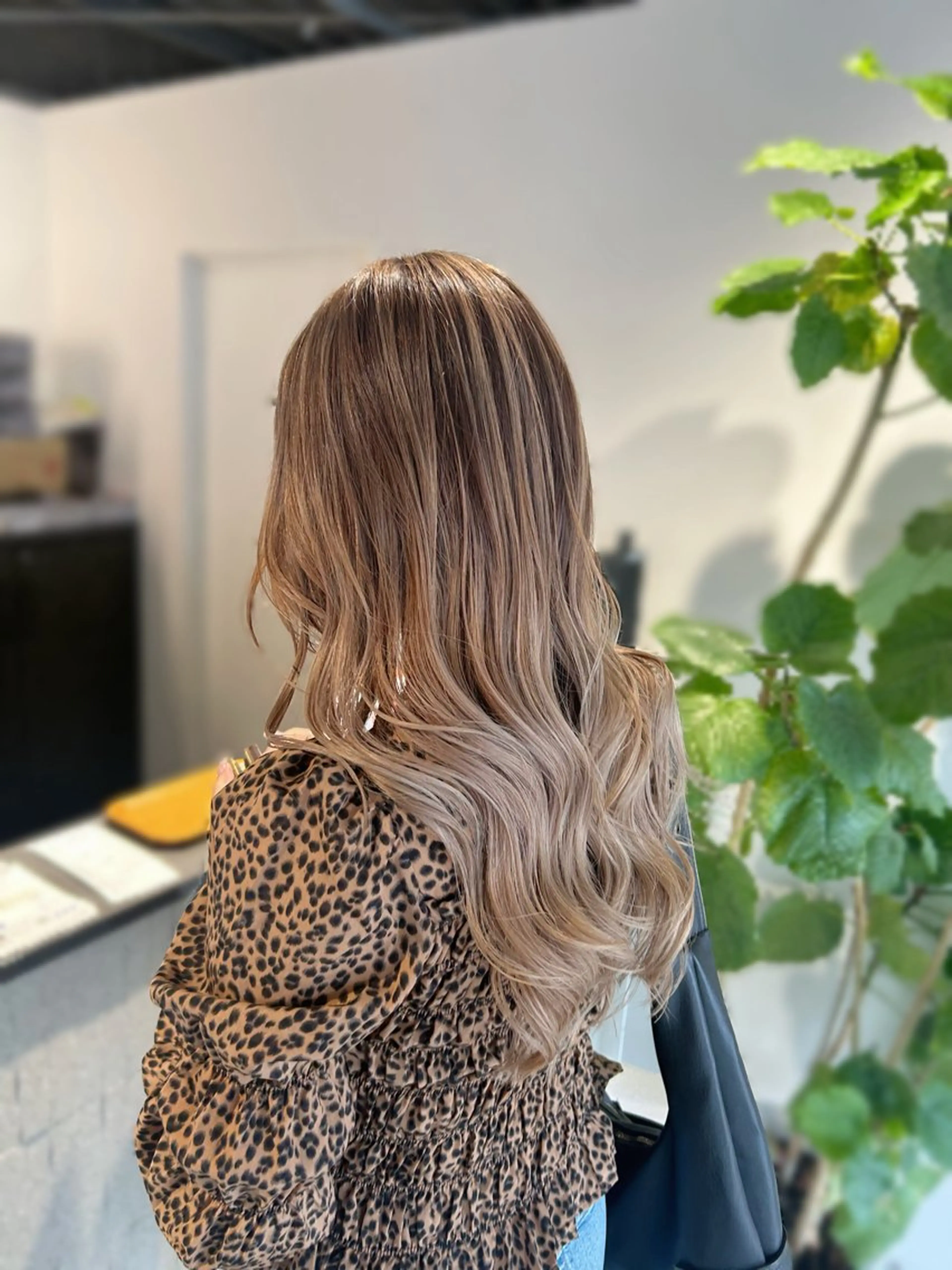 ロング カラー カット ヘアカラー トリートメント 💎韓国カラー Giness坂下巧のヘアスタイル