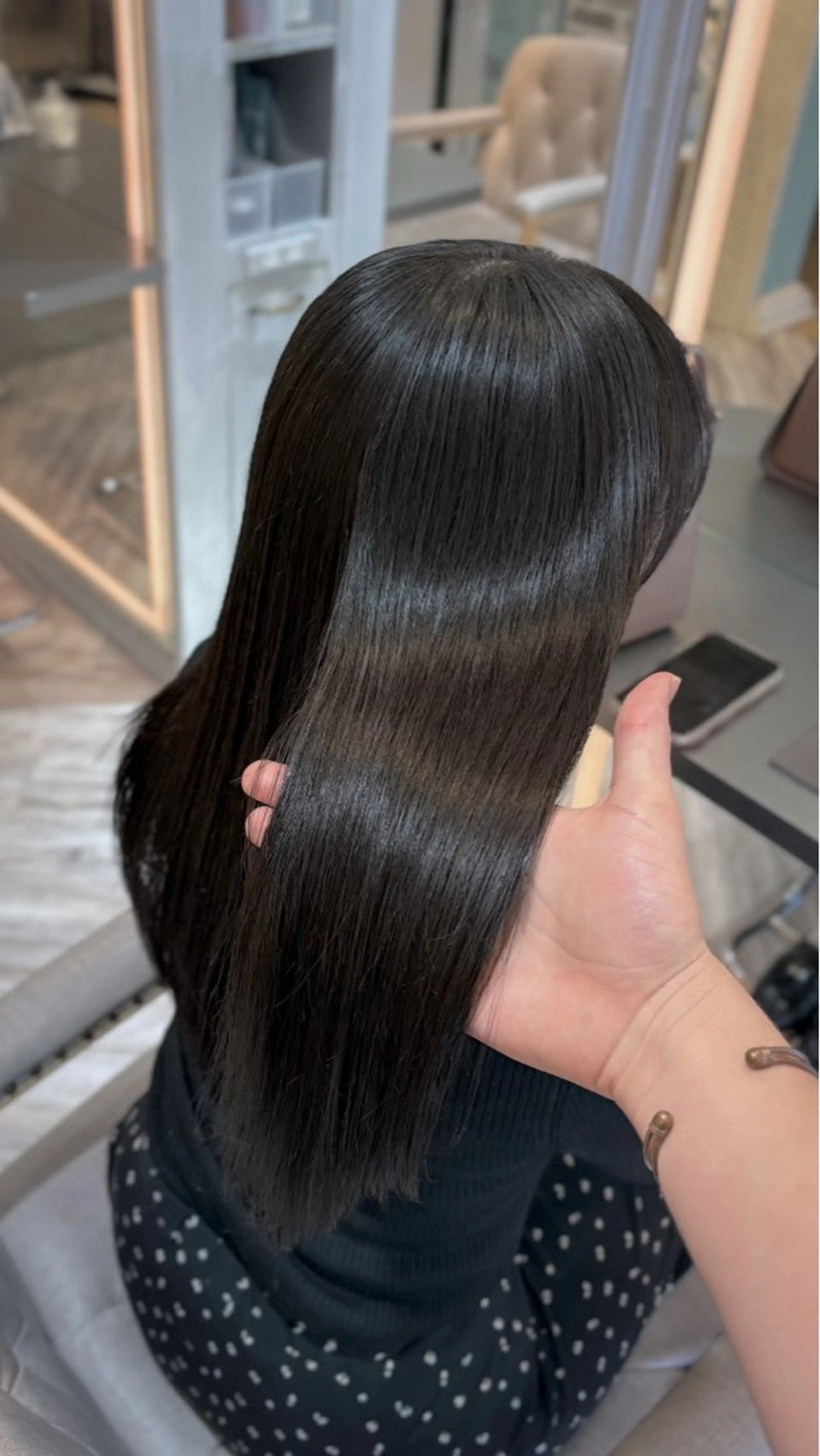 ロング カット 縮毛矯正 トリートメント グレージュ|くすみ× 透明感|kazutoのヘアスタイル