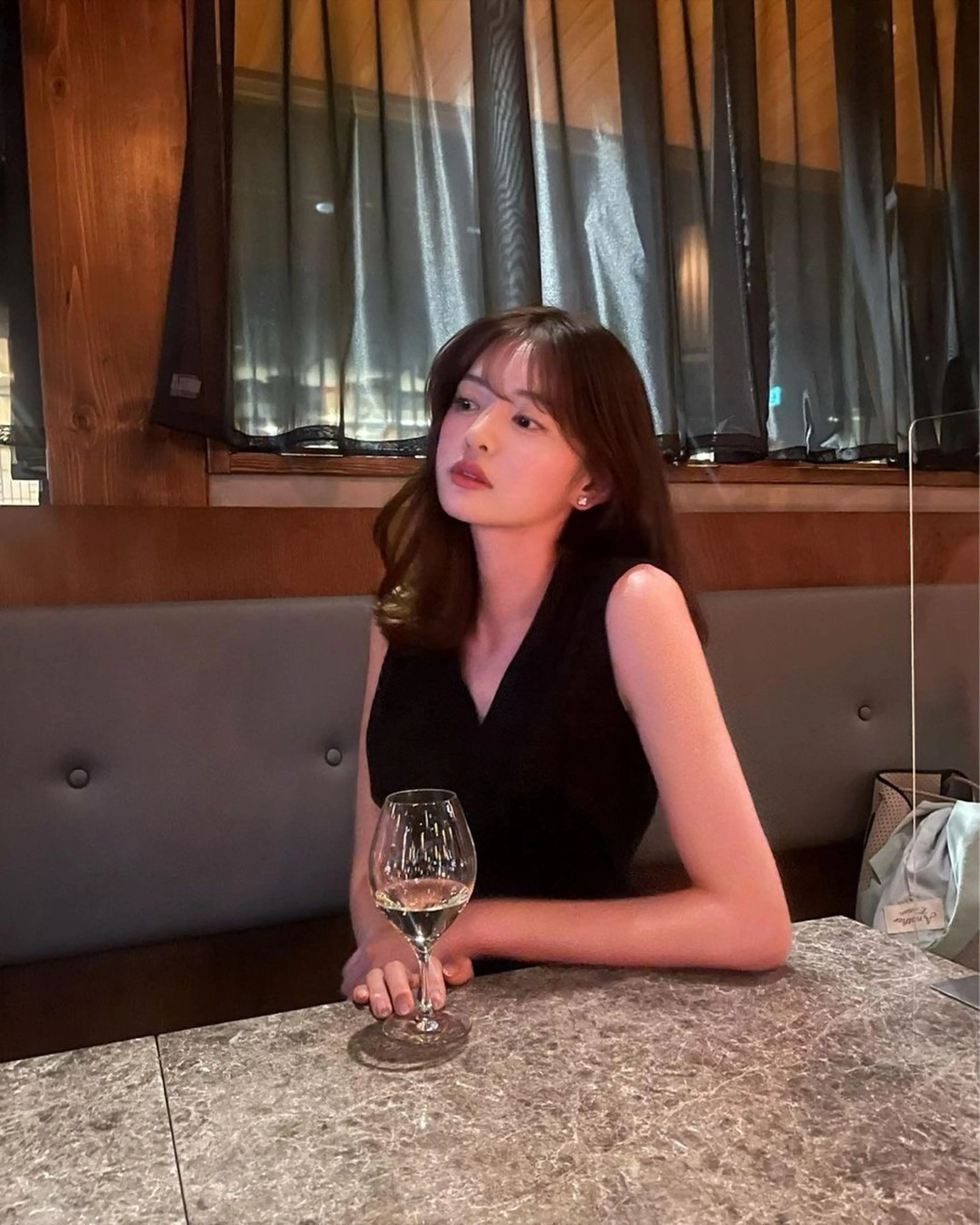 ロング カラー カット ヘアカラー トリートメント 莉乃/縮毛矯正/髪質 改善/艶カラーのヘアスタイル