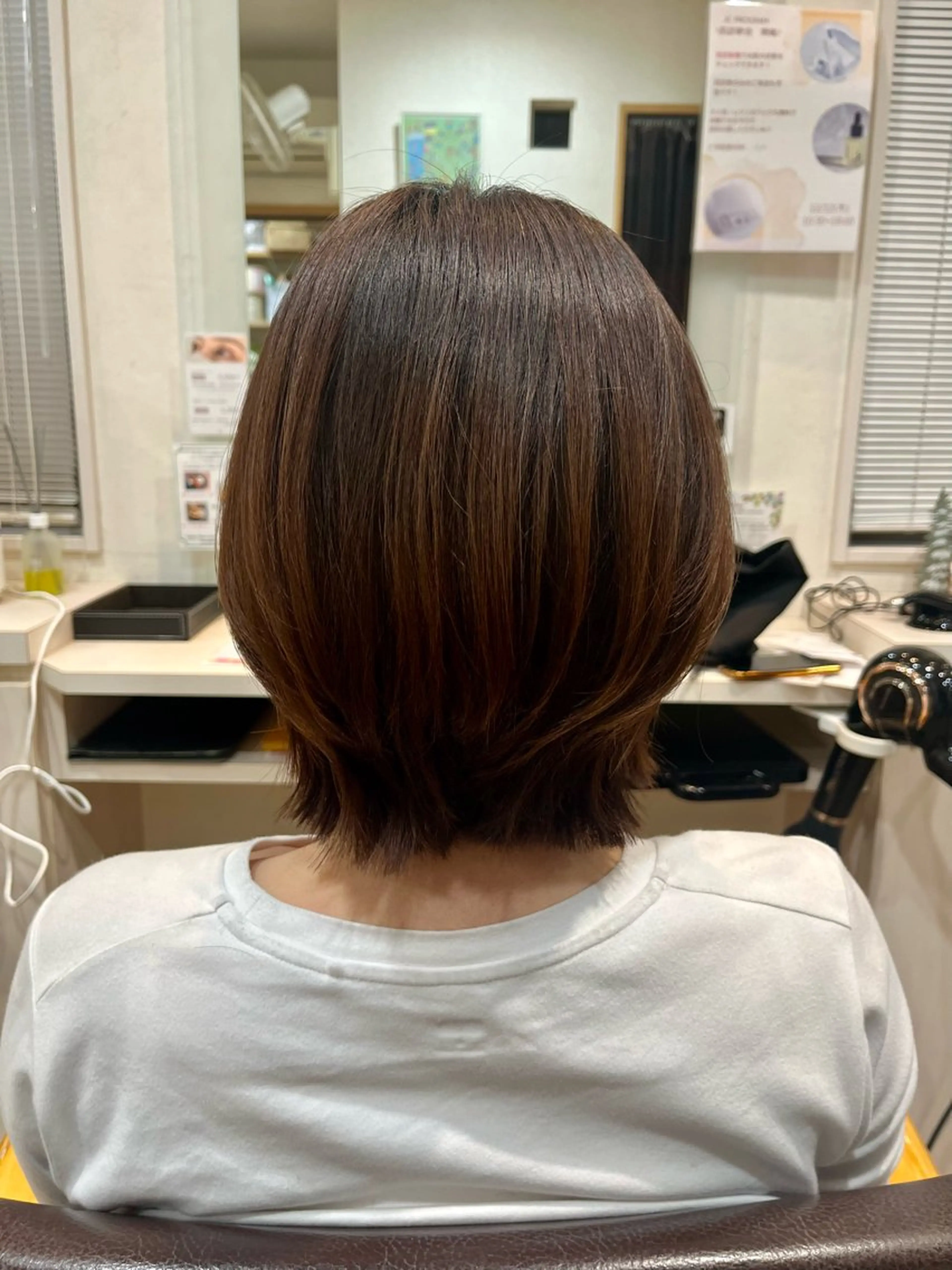 ミディアム 富田 響のヘアスタイル