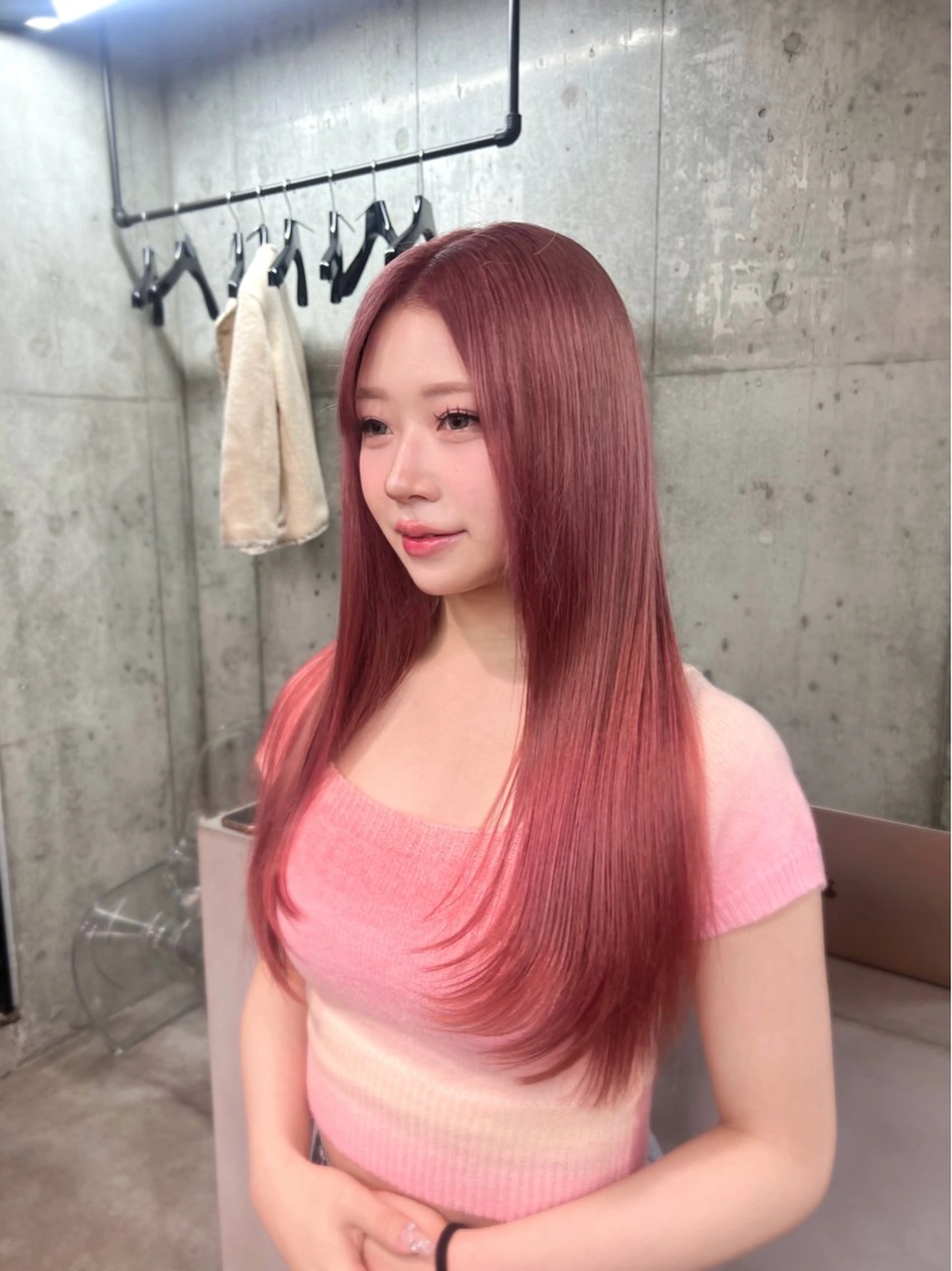 ロング カラー ブリーチ ケアブリーチ ハイトーンカラー ピンクカラー ヘアカラー トリートメント 透明感カラー ✨ 韓国艶髪💗菅原のヘアスタイル