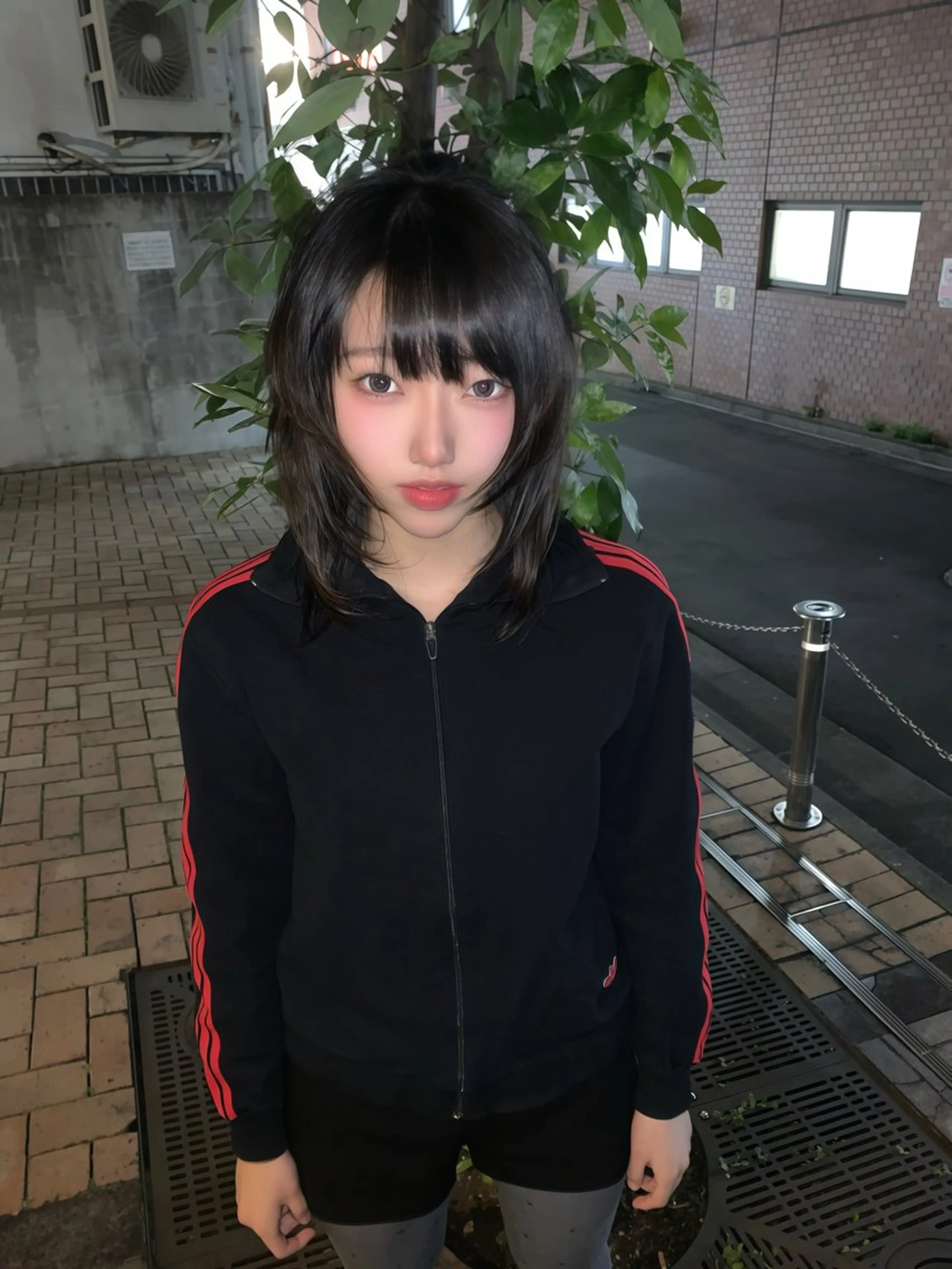 ミディアム y2k/グランジ shunのヘアスタイル