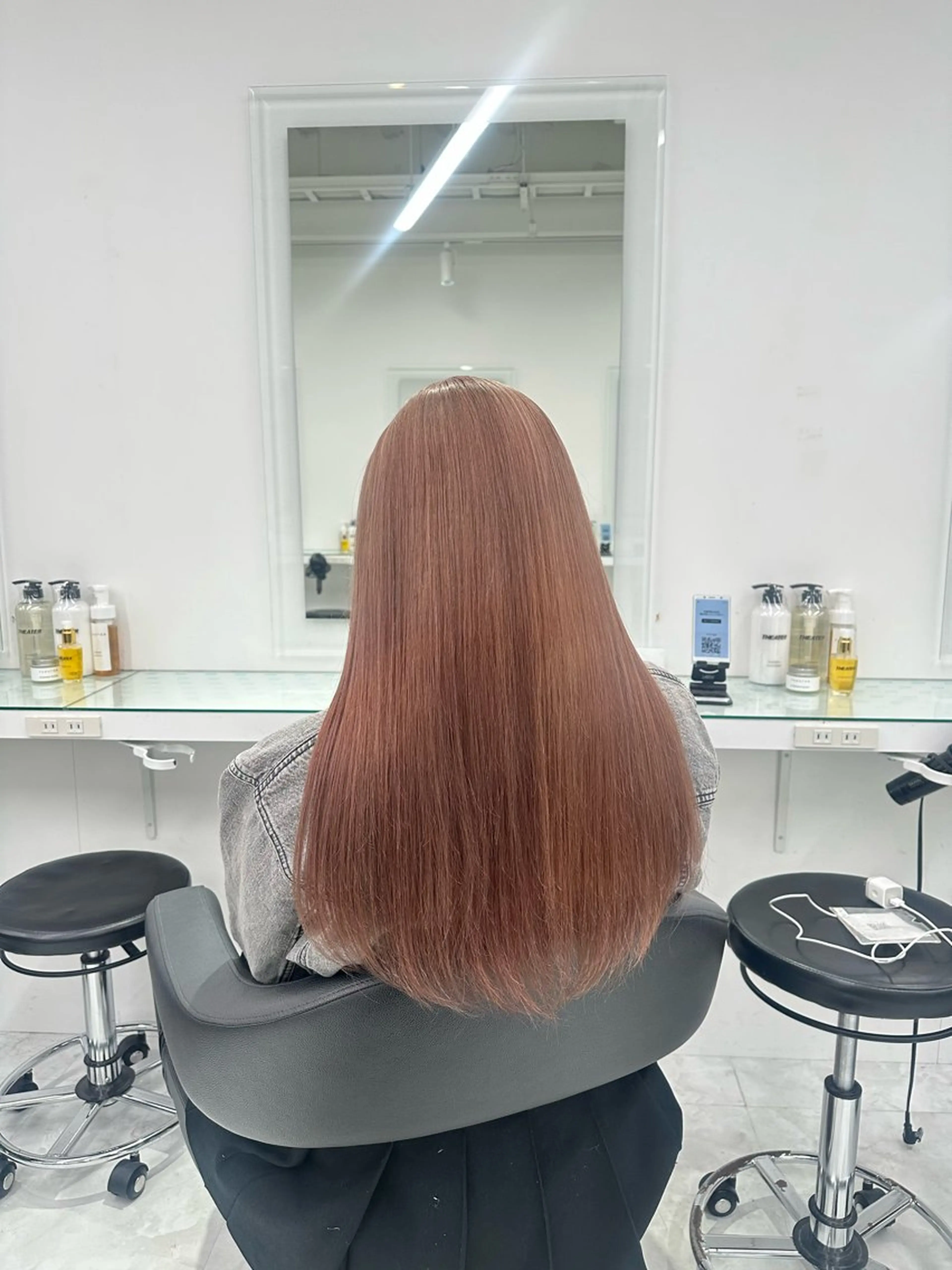 セミロング カラー ヘアカラー トリートメント ヘッドスパ ヘアセット ❄最強かわいいカラー ❄️MINA❄️のヘアスタイル