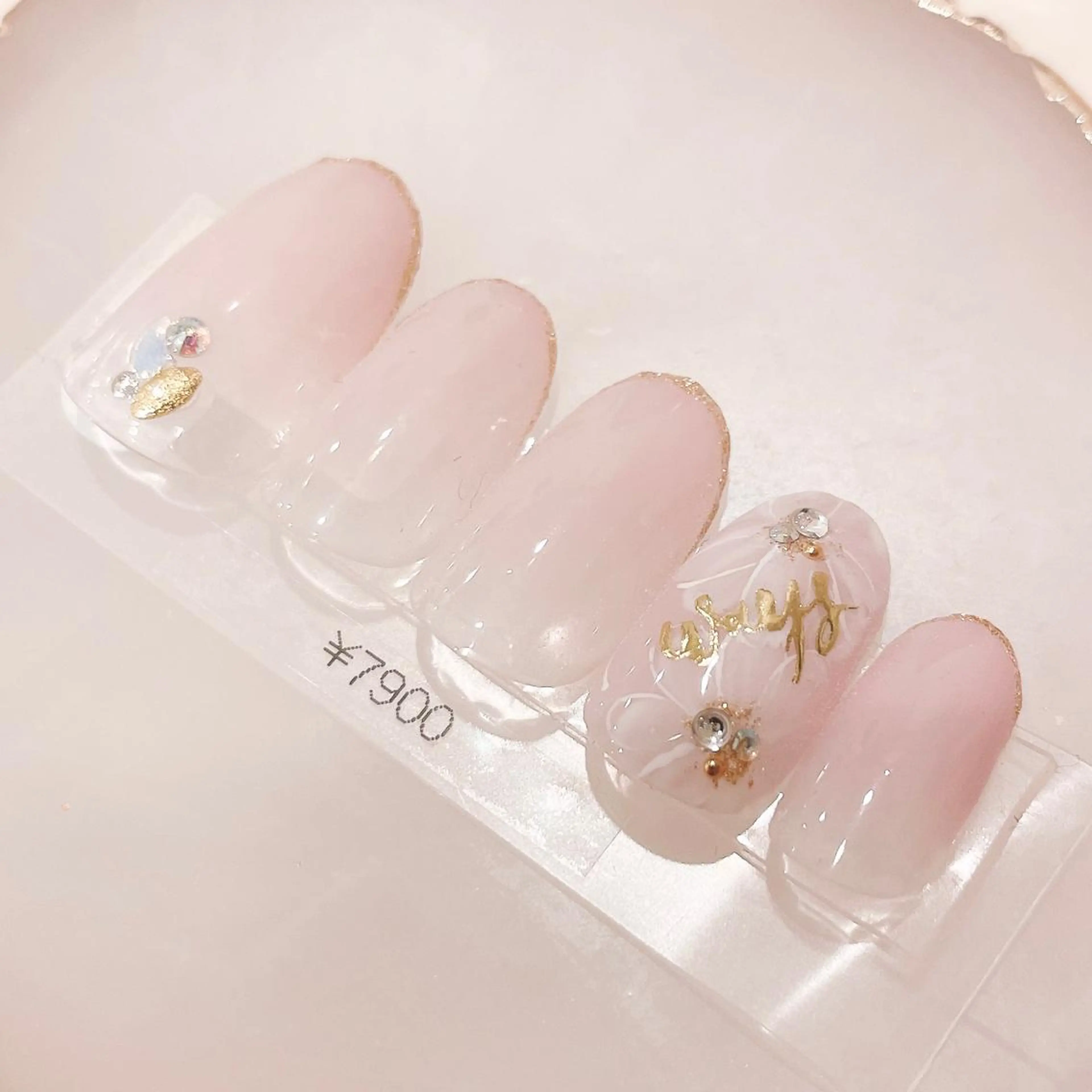 ネイル フラワーネイル ブライダルネイル ハンドネイル CHIARA nailsのネイルデザイン