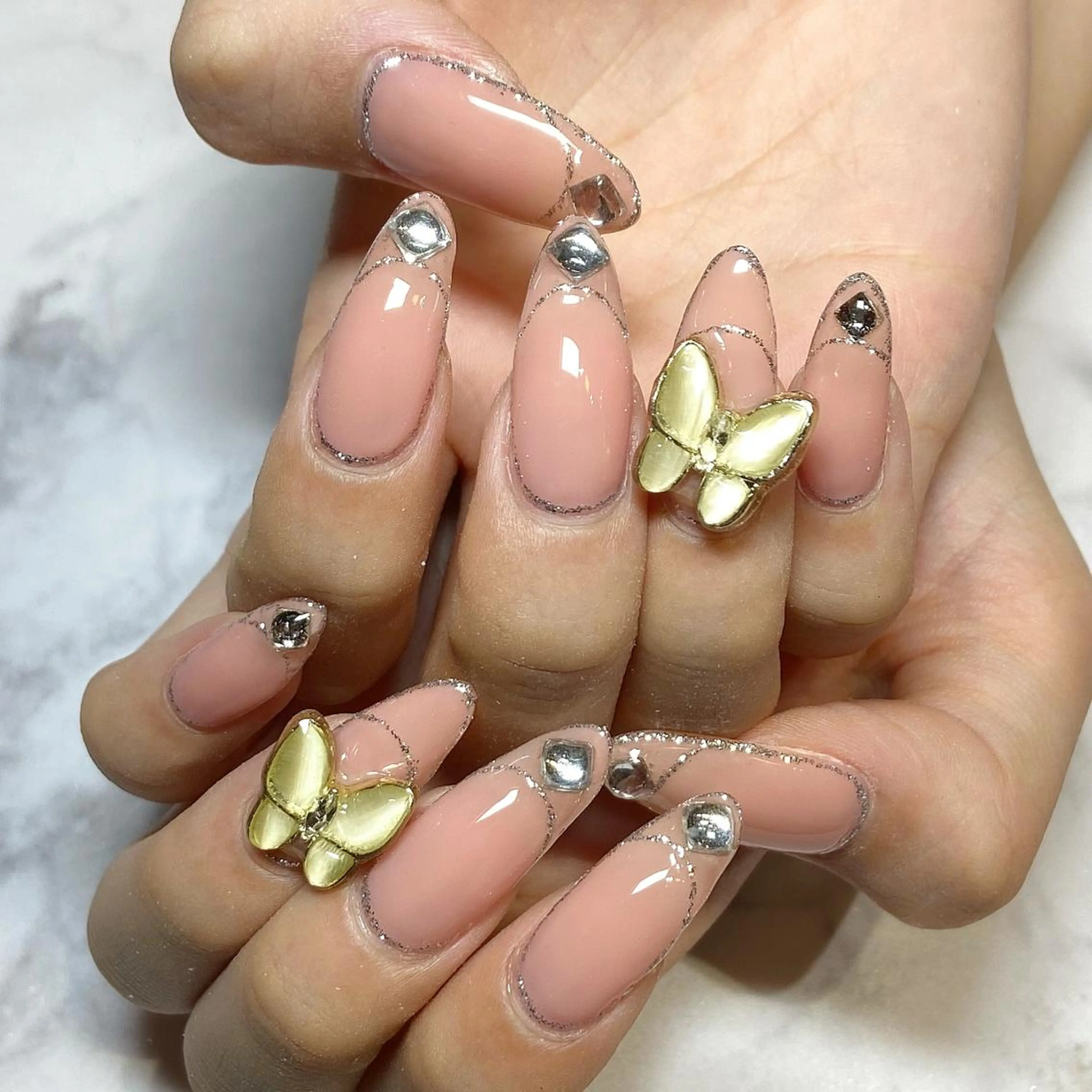 ネイル ロングネイル ハンドネイル YUN 💅のネイルデザイン