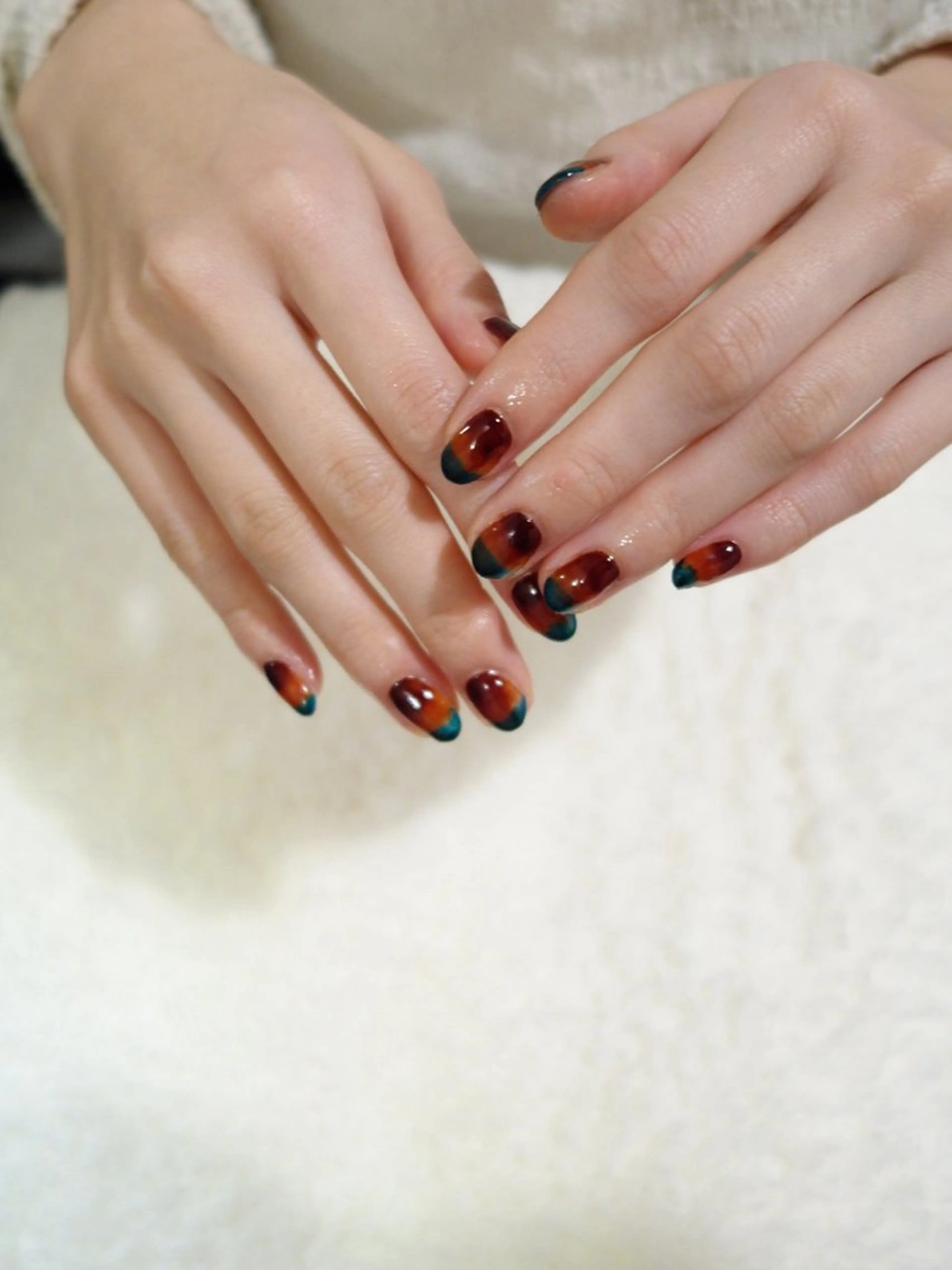 ネイル フレンチネイル ジェルネイル グラデーション キラキラネイル 韓国ネイル private salon zzz…のネイルデザイン