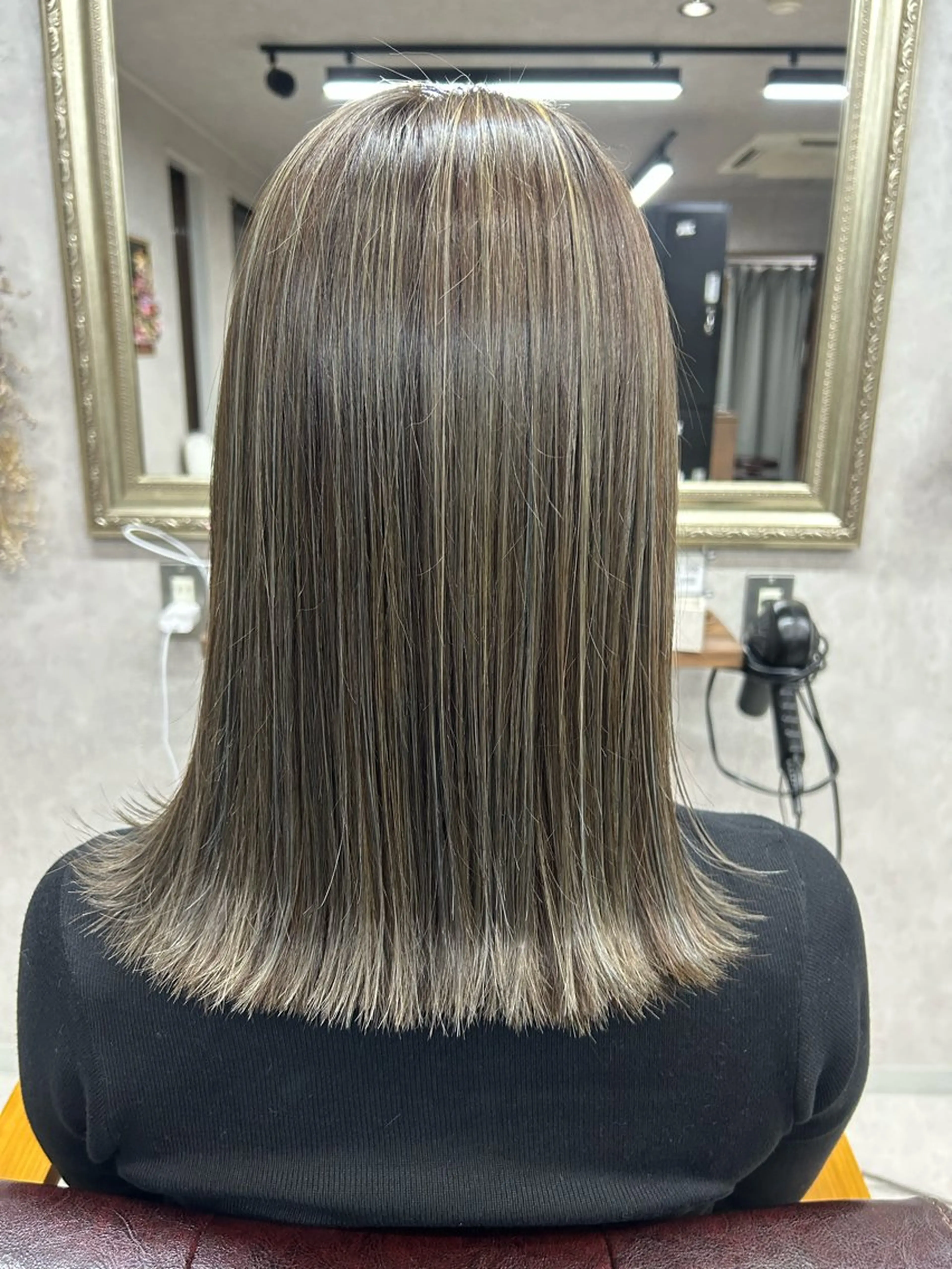ミディアム カラー Lien 深井店のヘアスタイル