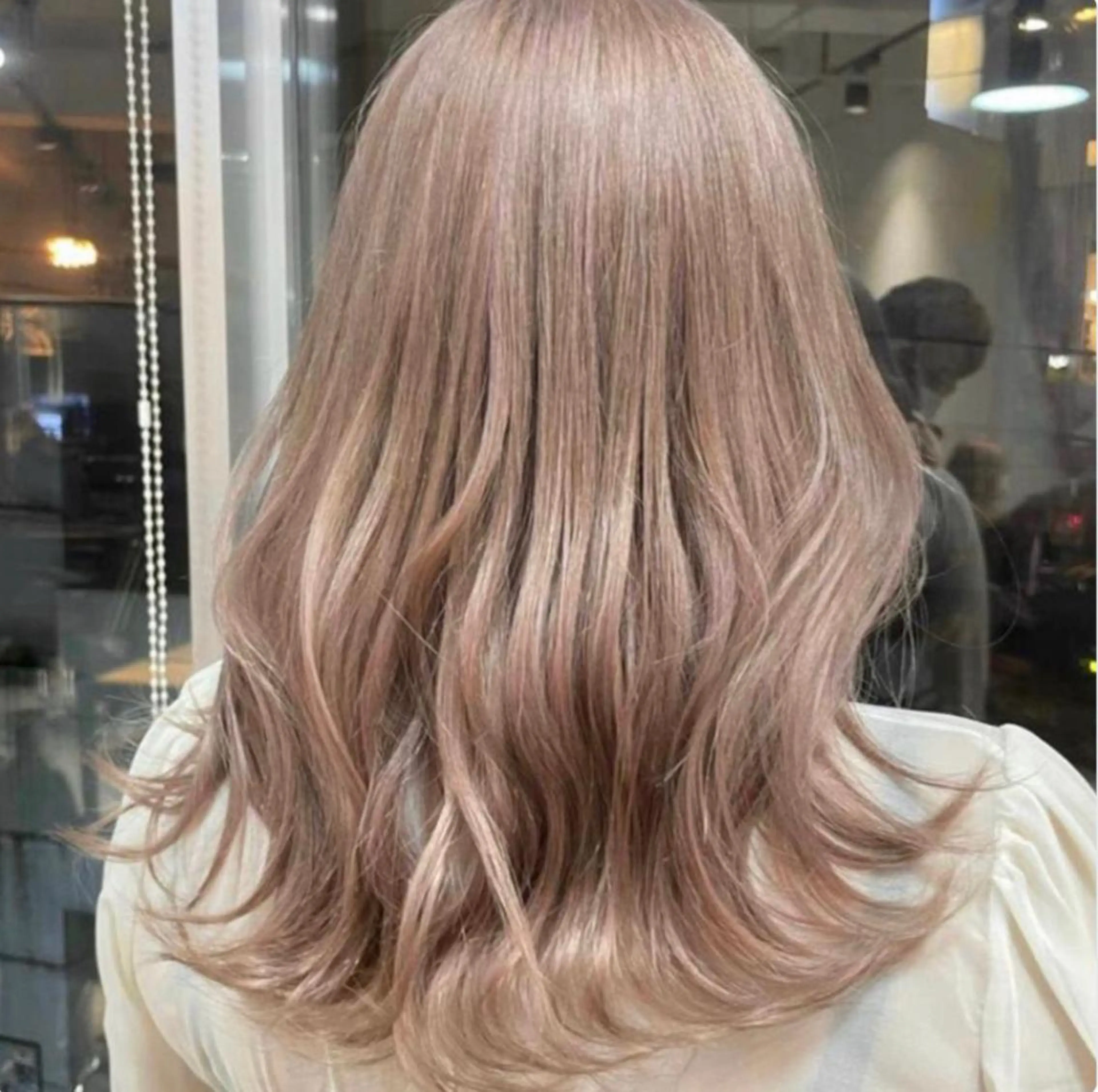 ミディアム カラー ヘアアレンジ ヘアカラー 🌹TikTok４万 ﾌｫﾛﾜｰ🌹AKIのヘアスタイル