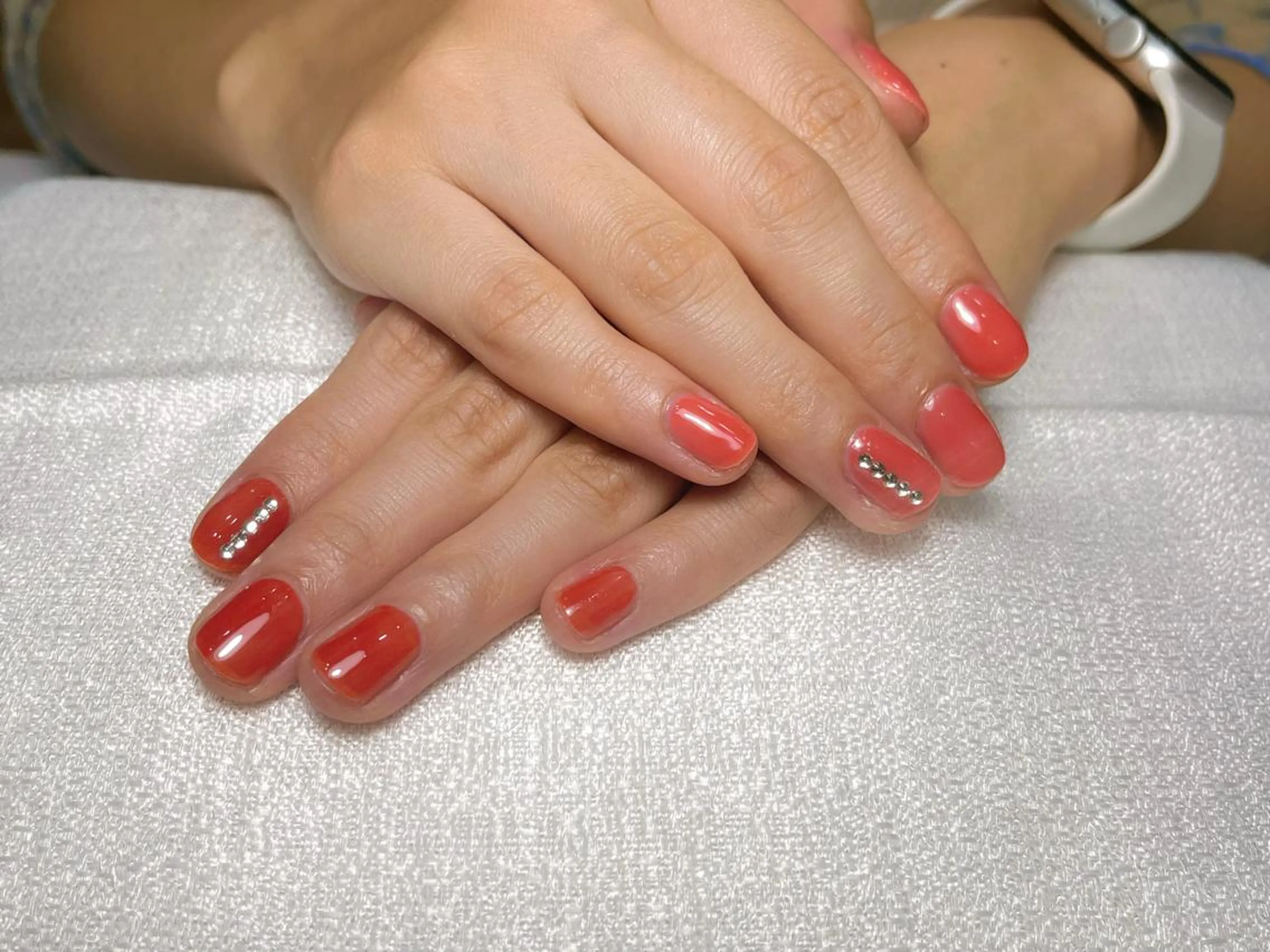 ネイル ワンカラーネイル オレンジ ToliyDeliy Nail Salonのネイルデザイン