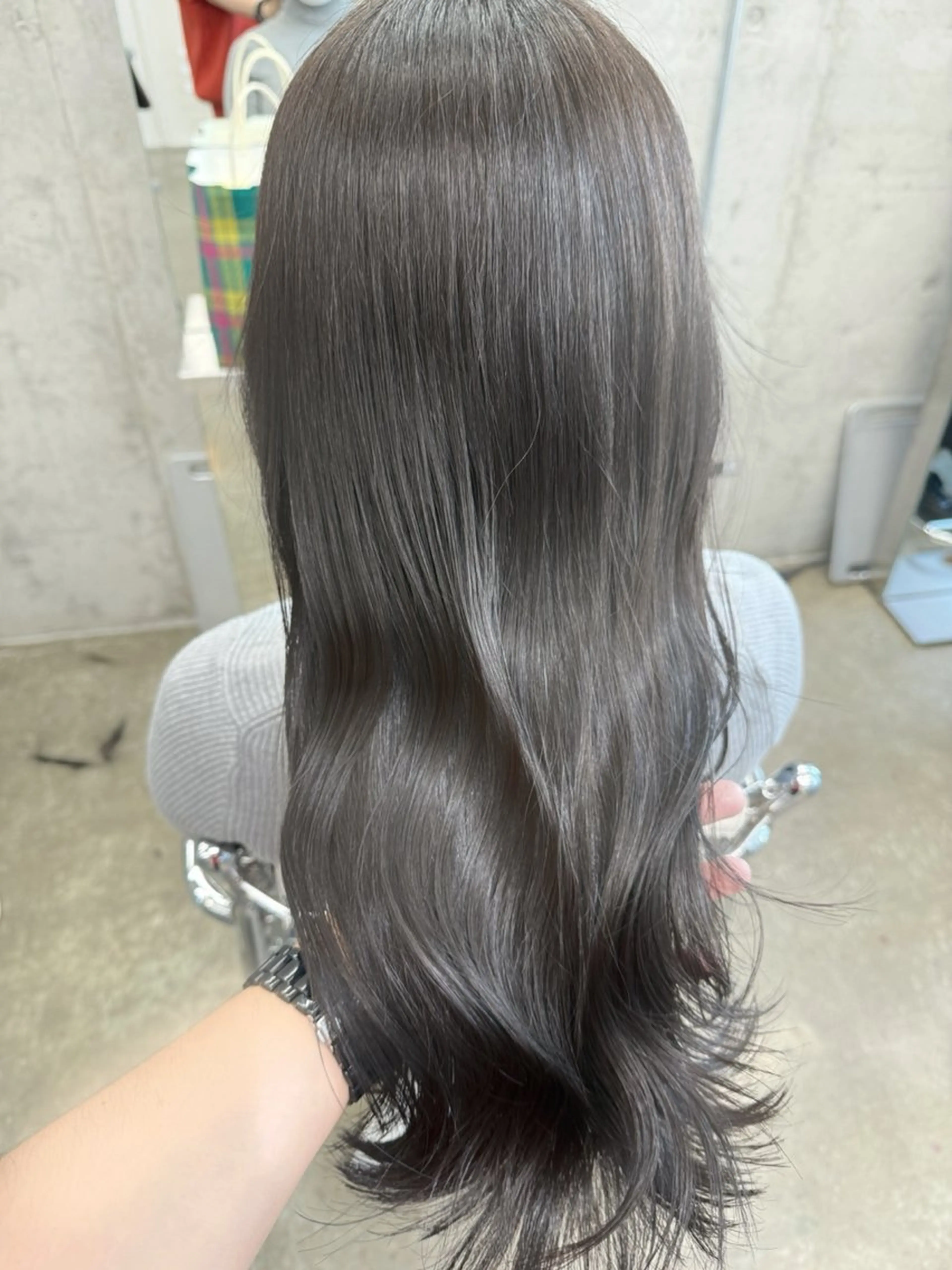 ロング カラー カット ヘアカラー トリートメント 高橋大樹/グレージュ 透明感/髪質改善のヘアスタイル