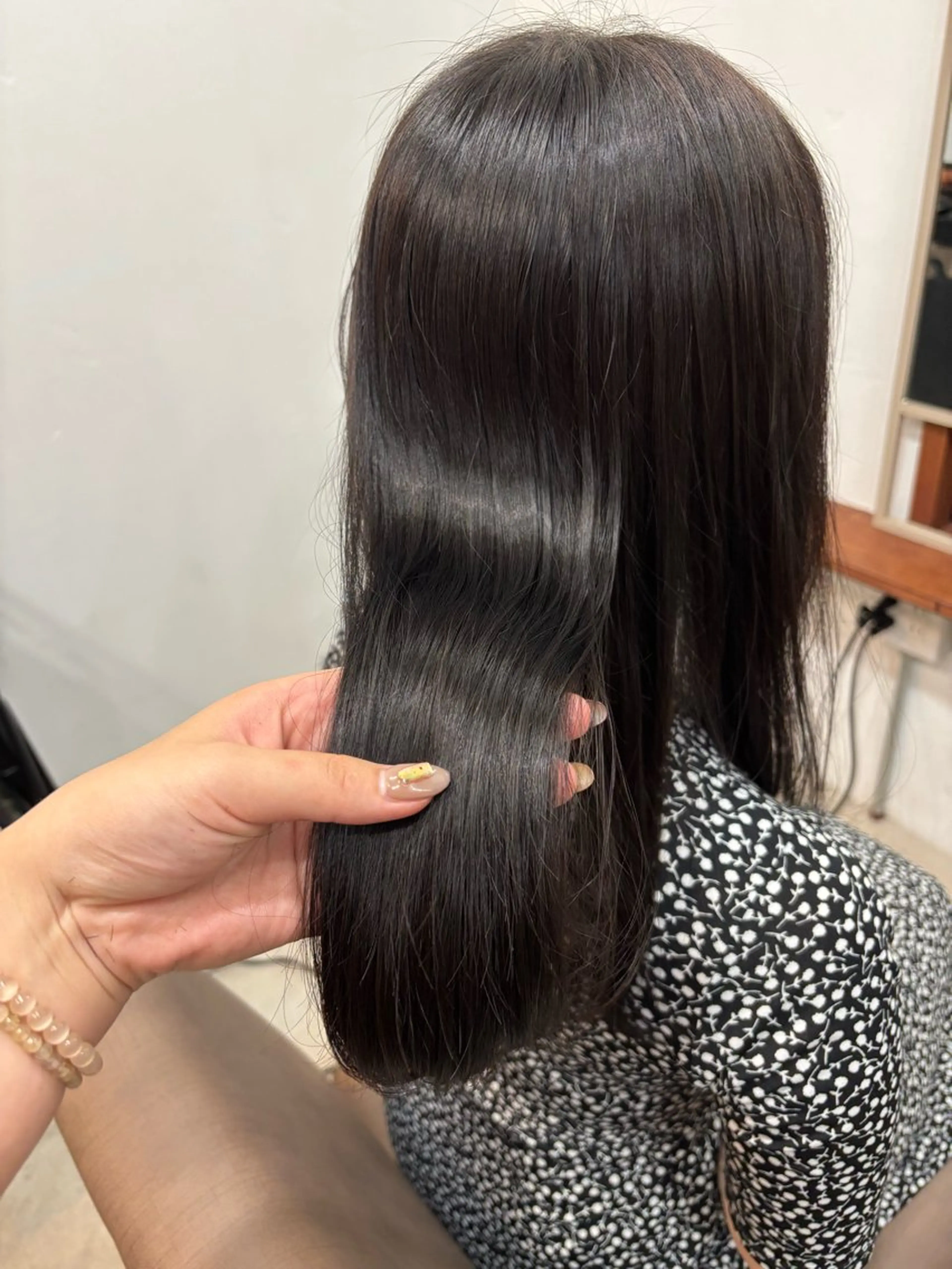 ロング カット ヘアカラー トリートメント 透明感カラー/髪質 改善 YUKAのヘアスタイル