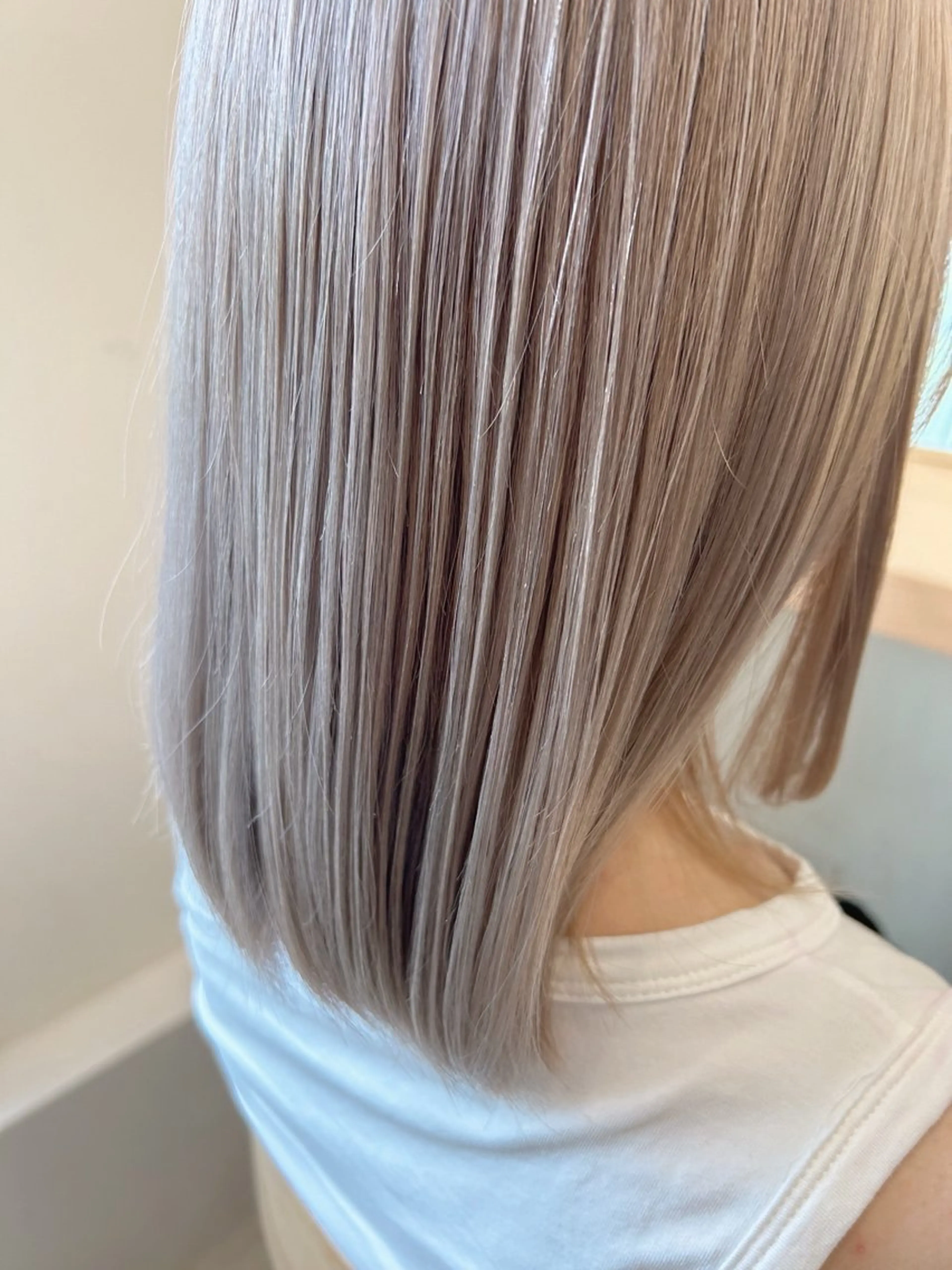 ミディアム カラー 💛🤍U too e’s 鎌倉🧸のヘアスタイル