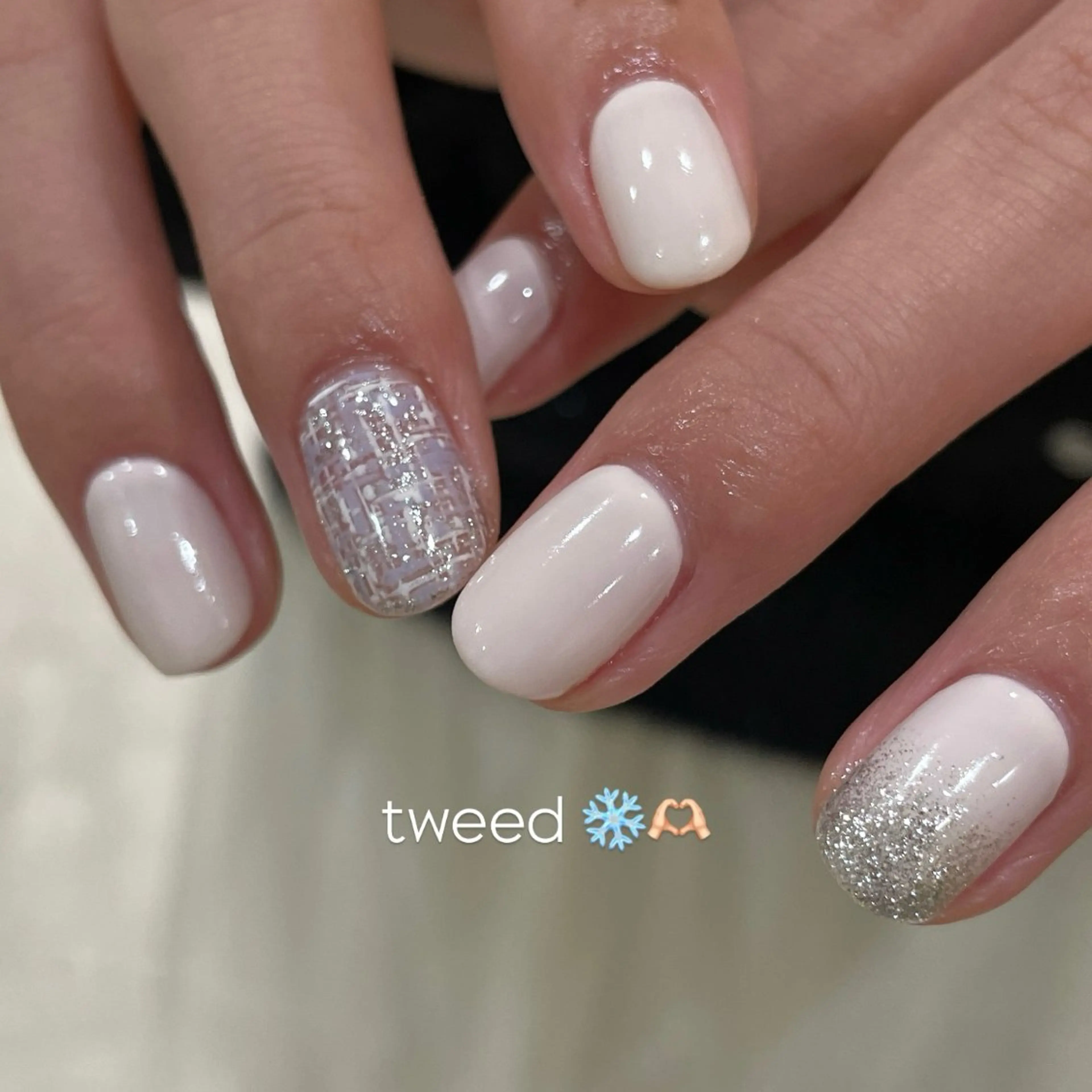 ネイル グラデーション ラメ(グリッター) ラメグラデーション ピンク ホワイト ハンドネイル you (ユウ)のネイルデザイン