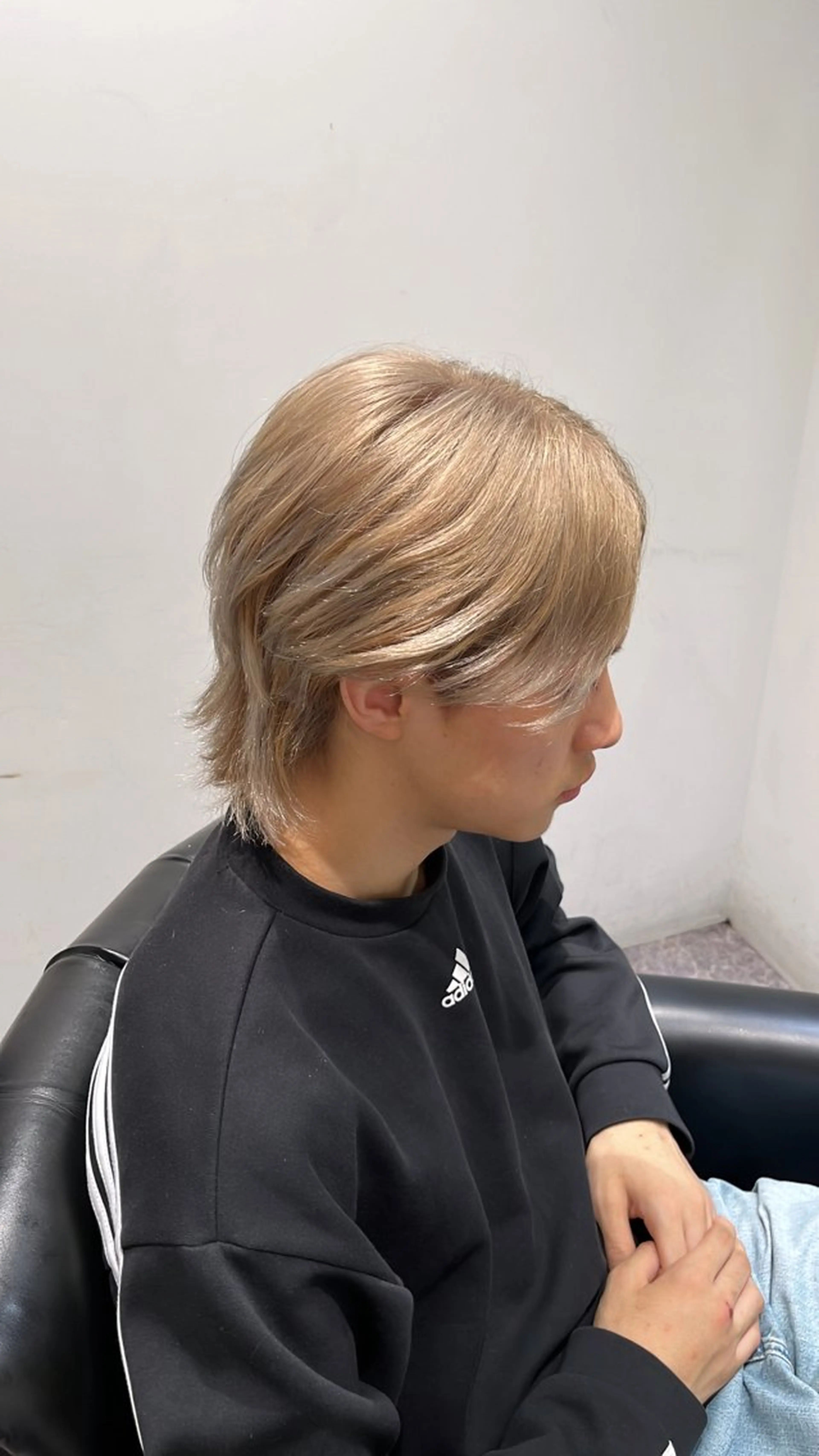 ショート カラー 余崎 優花のヘアスタイル