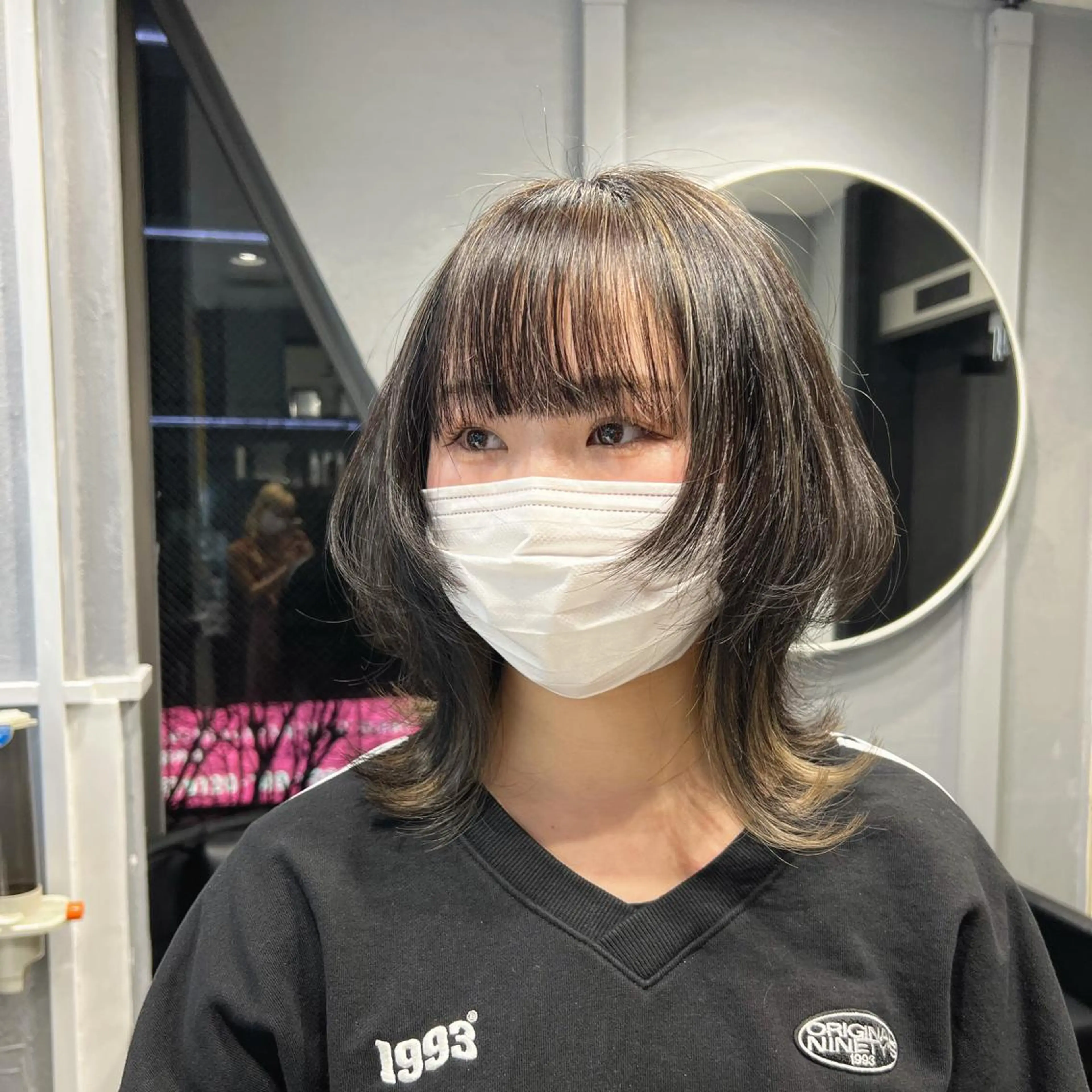 ミディアム カラー カット ヘアカラー maya レイヤーカットのヘアスタイル