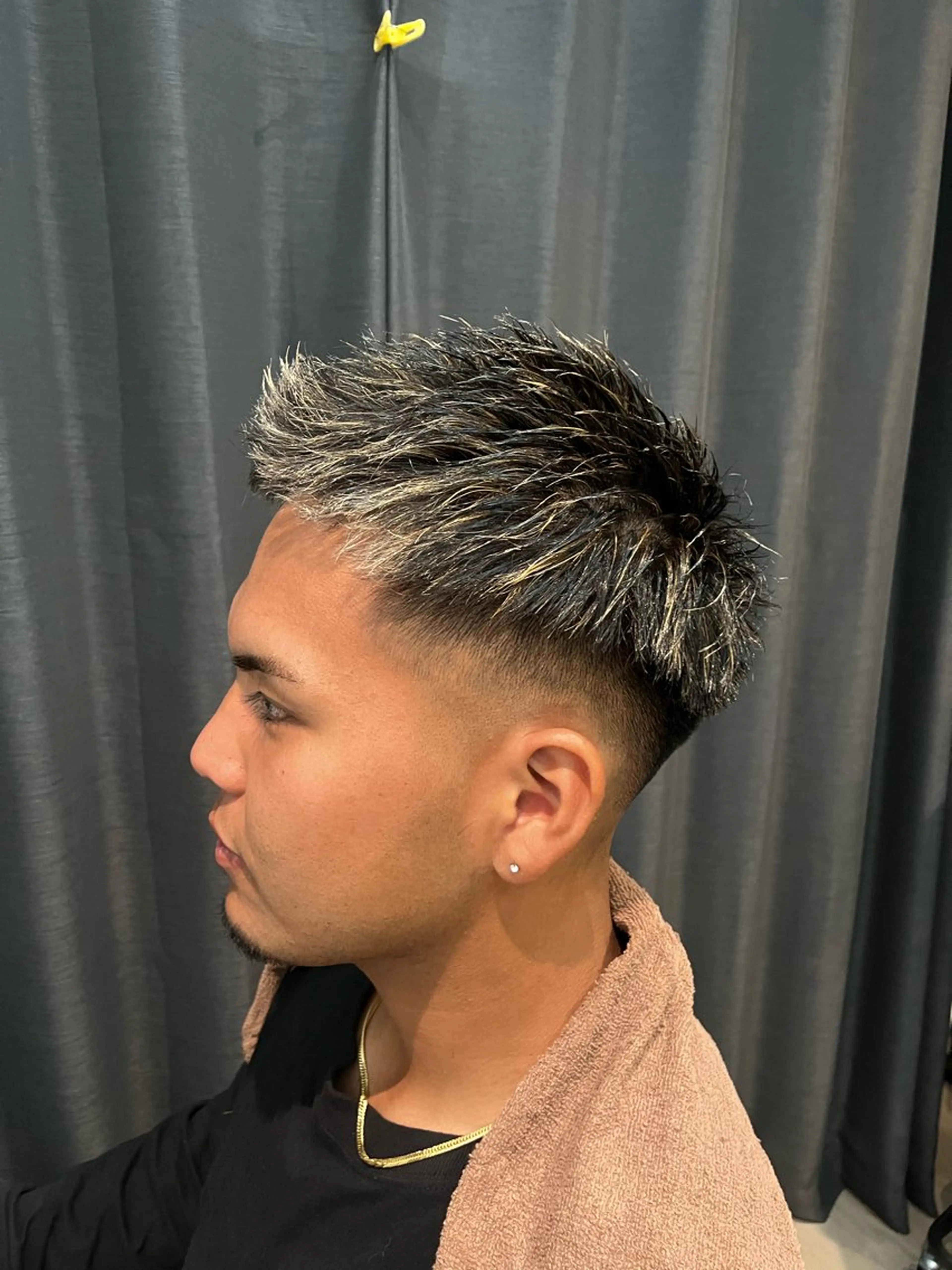 ショート RIKI SHIMOJIのヘアスタイル