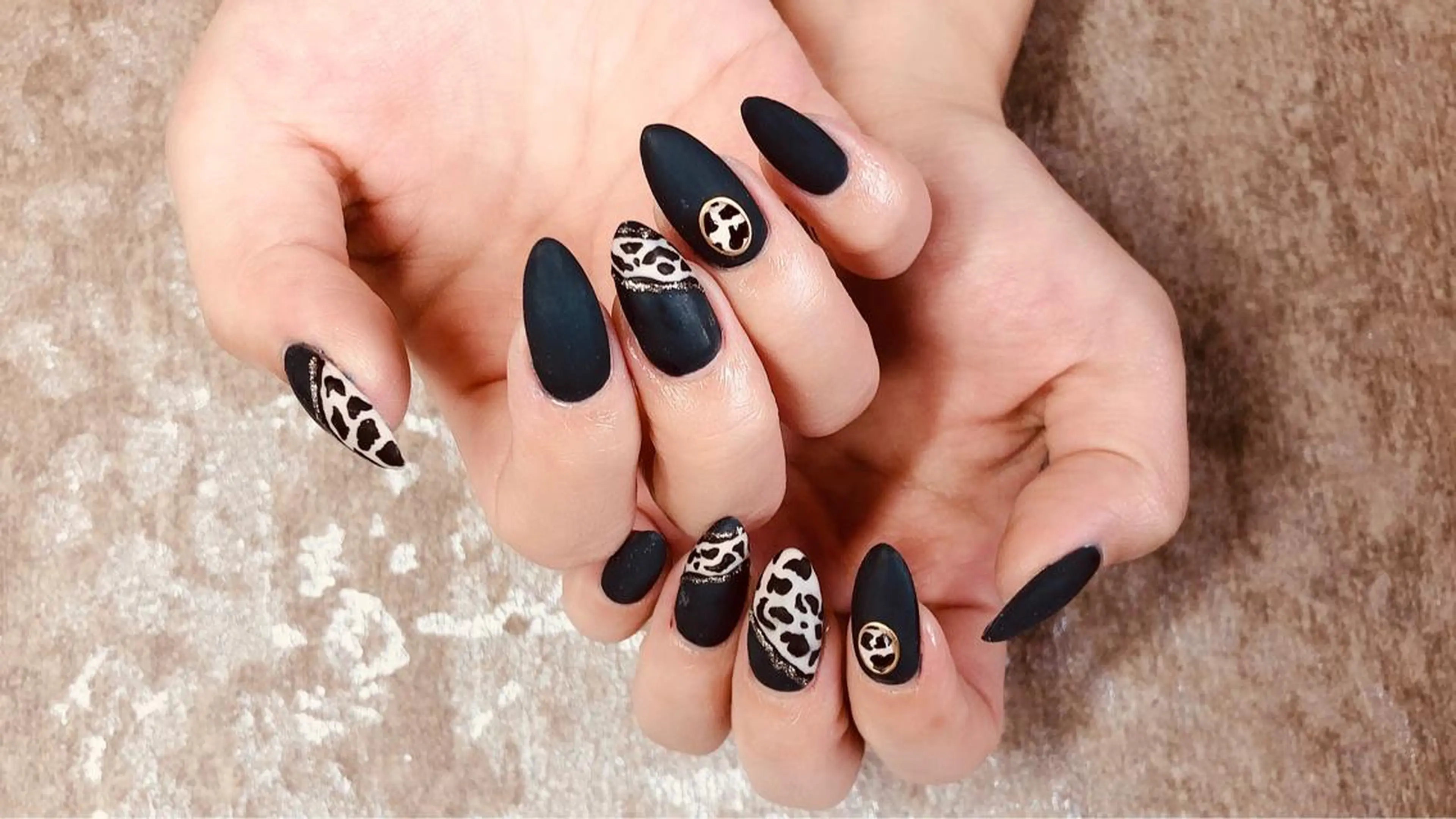 ネイル 札幌ネイルgorella所属・gorella Ａのネイルデザイン