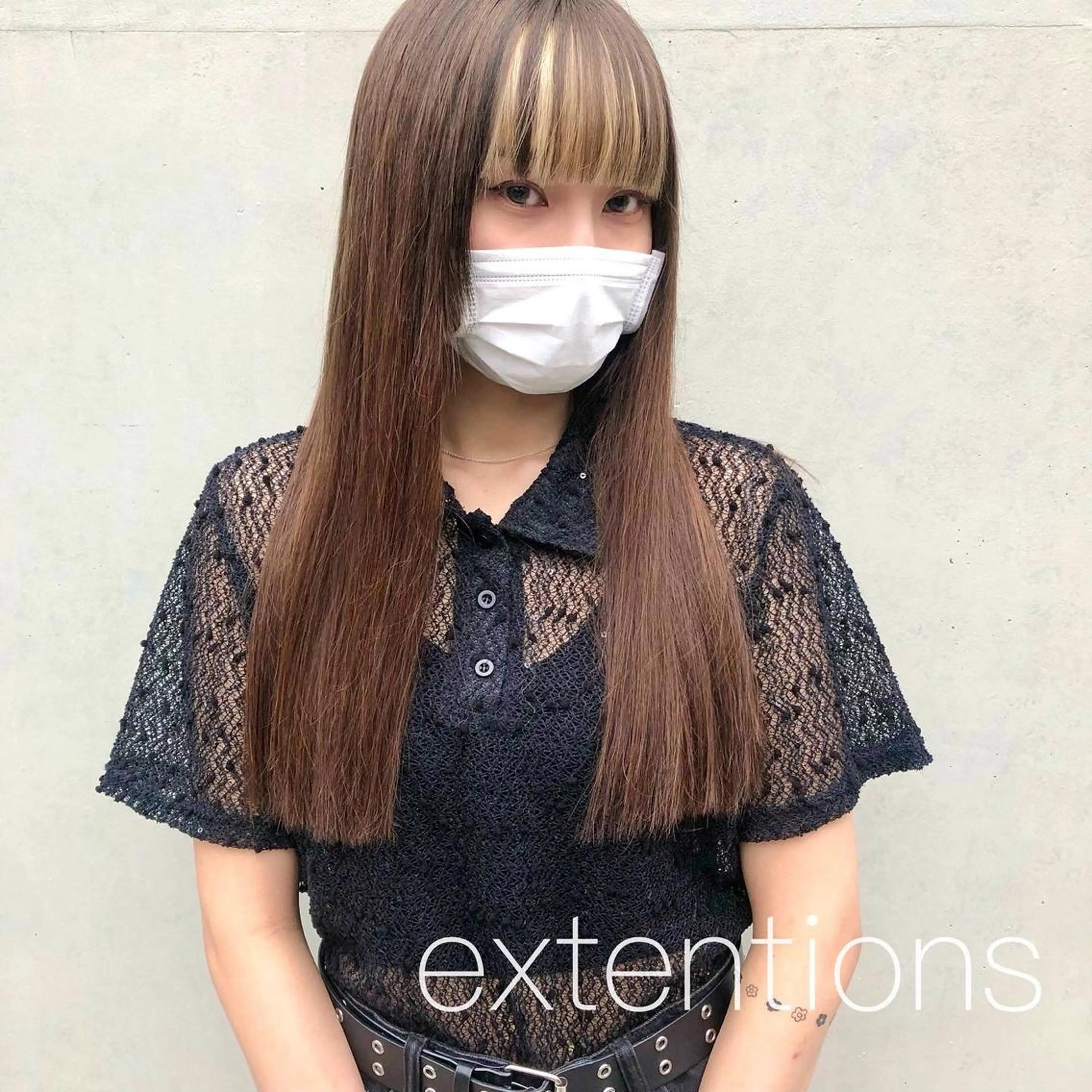 ロング カラー ヘアアレンジ 編み込みエクステ シールエクステ ベージュカラー イヤリングカラー インナーカラー カット エクステ ヘアセット 八巻 晴香のヘアスタイル
