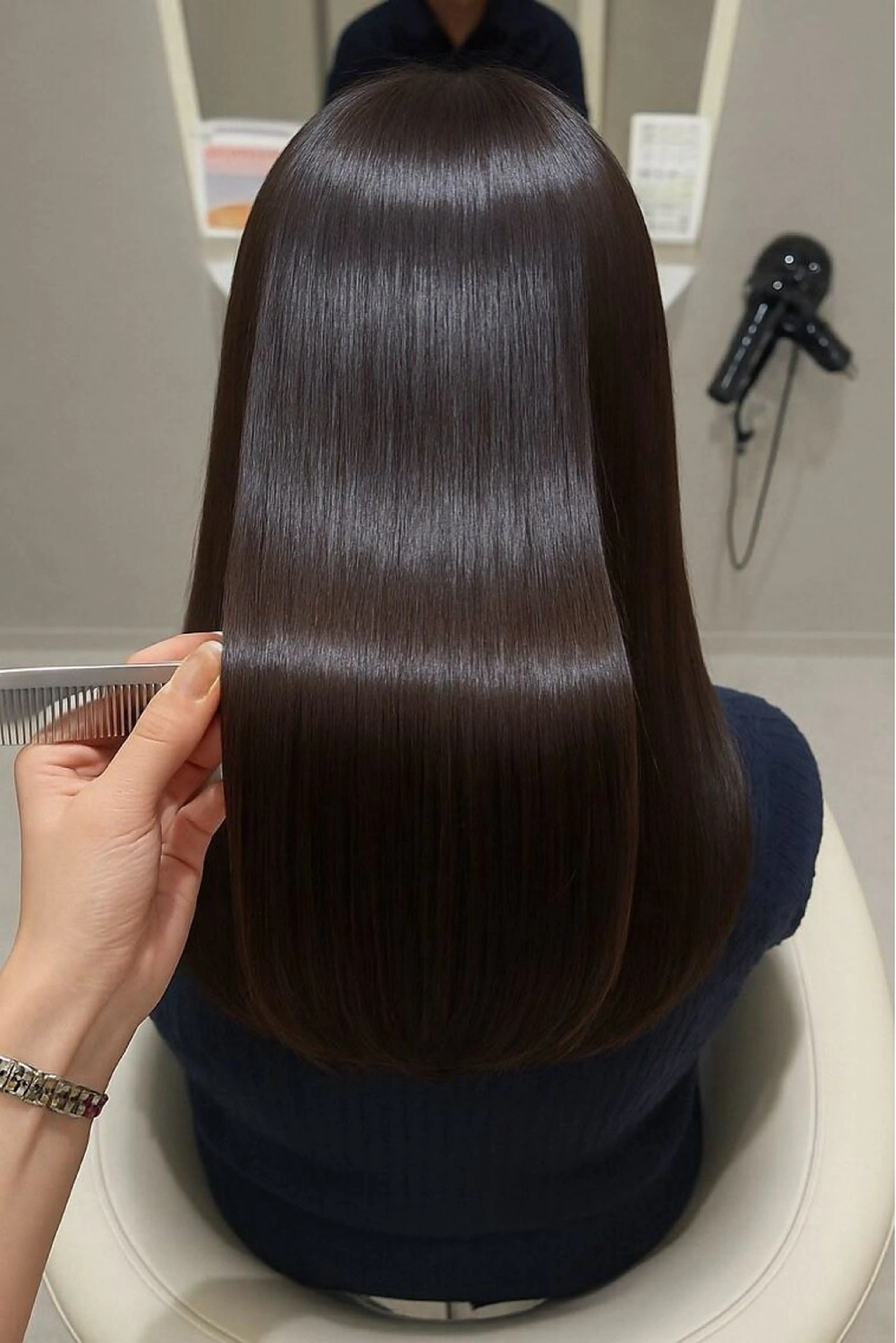 ロング 縮毛矯正 ✨縮毛矯正✨艶髪✨️ 髪質改善✨鴻巣✨️のヘアスタイル