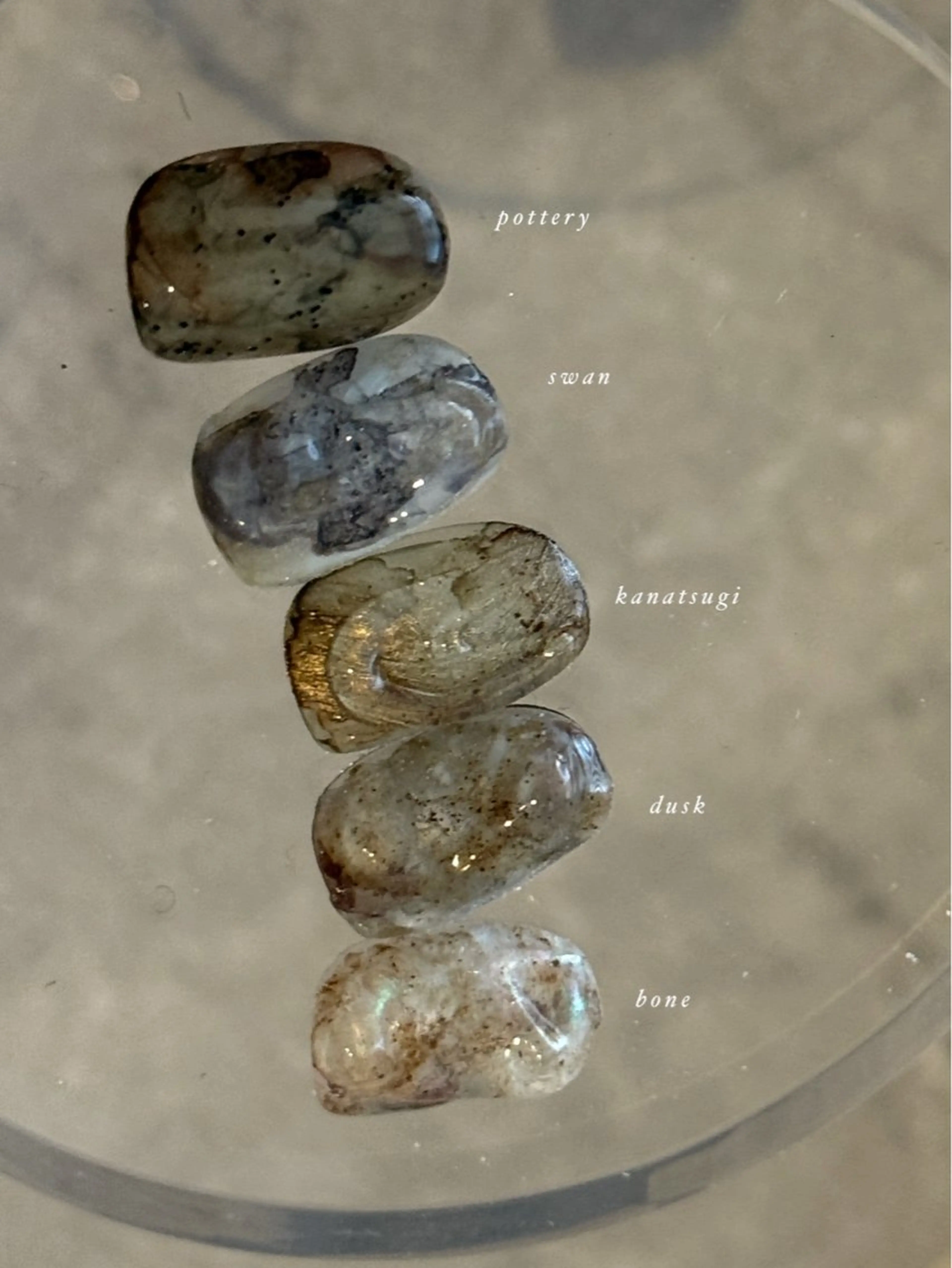 ネイル アートネイル 韓国ネイル ニュアンスネイル ぷっくりネイル talo .のネイルデザイン