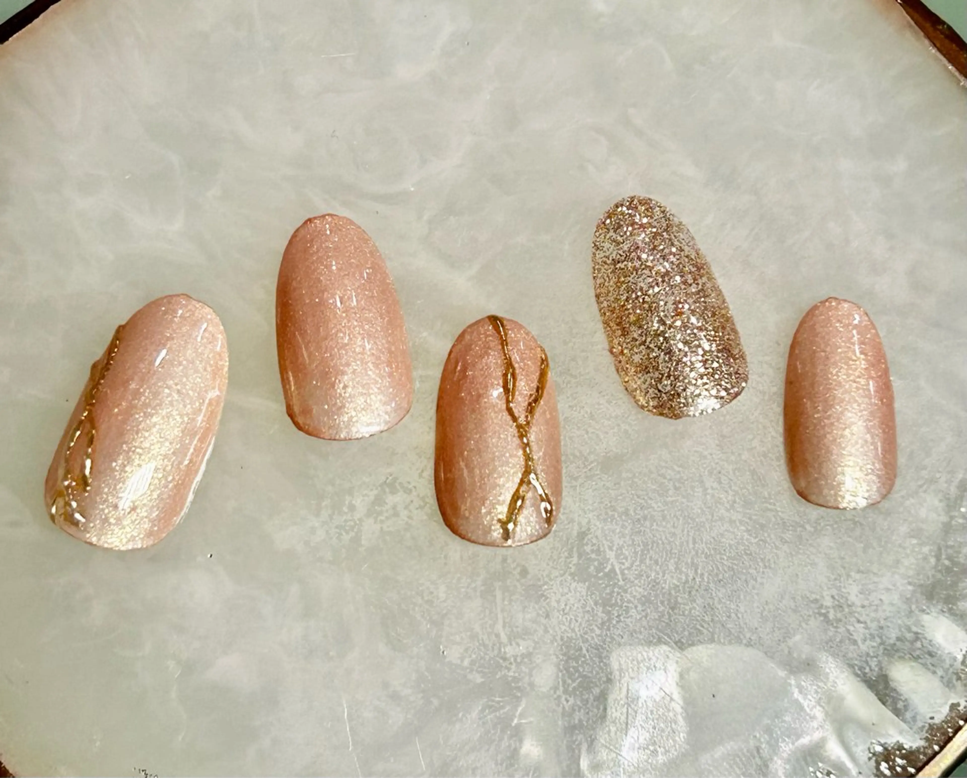 ネイル 【Lily】 小山のネイルデザイン