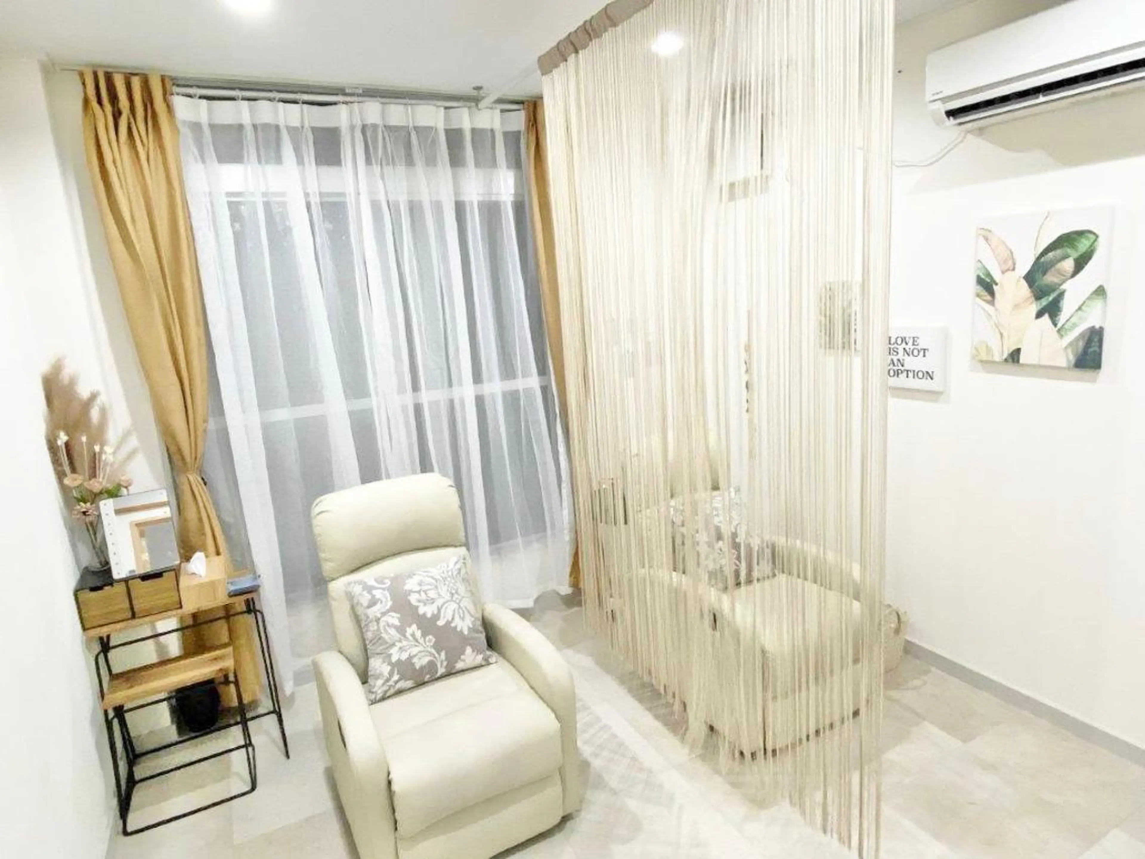 ネイル マツエク・マツパ アイブロウ 韓国風マツエク パリジェンヌラッシュリフト まつげパーマ ワンホンマツエク 長さ出し ハンドネイル フットネイル ハンドケア Nail&eye Belire 新宿のネイルデザイン