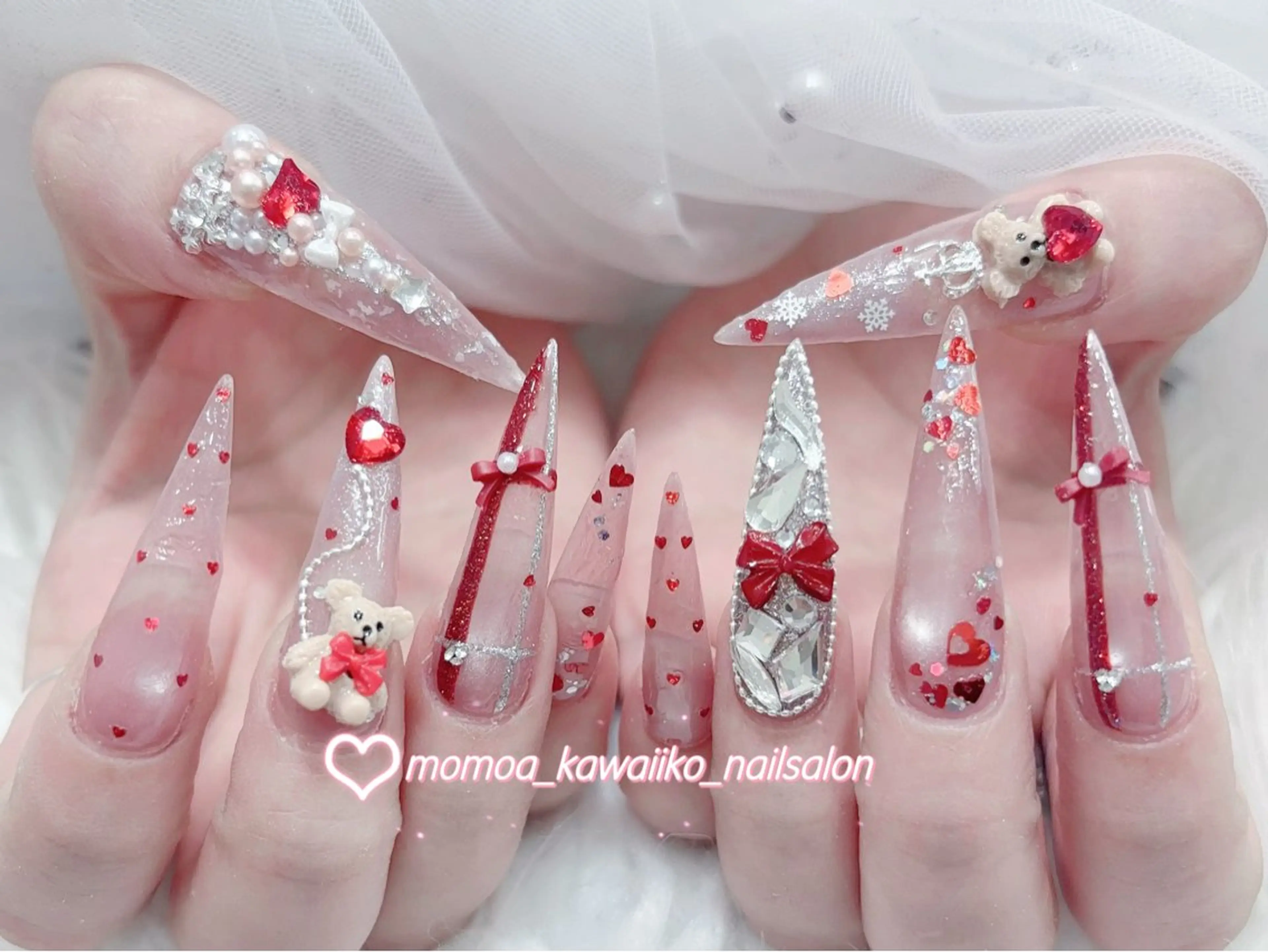 ネイル 成人式 ロングネイル マグネットネイル 大理石ネイル(マーブル) リボン ハンドネイル MoMoA Nail ネイル長さ出し専門店のネイルデザイン