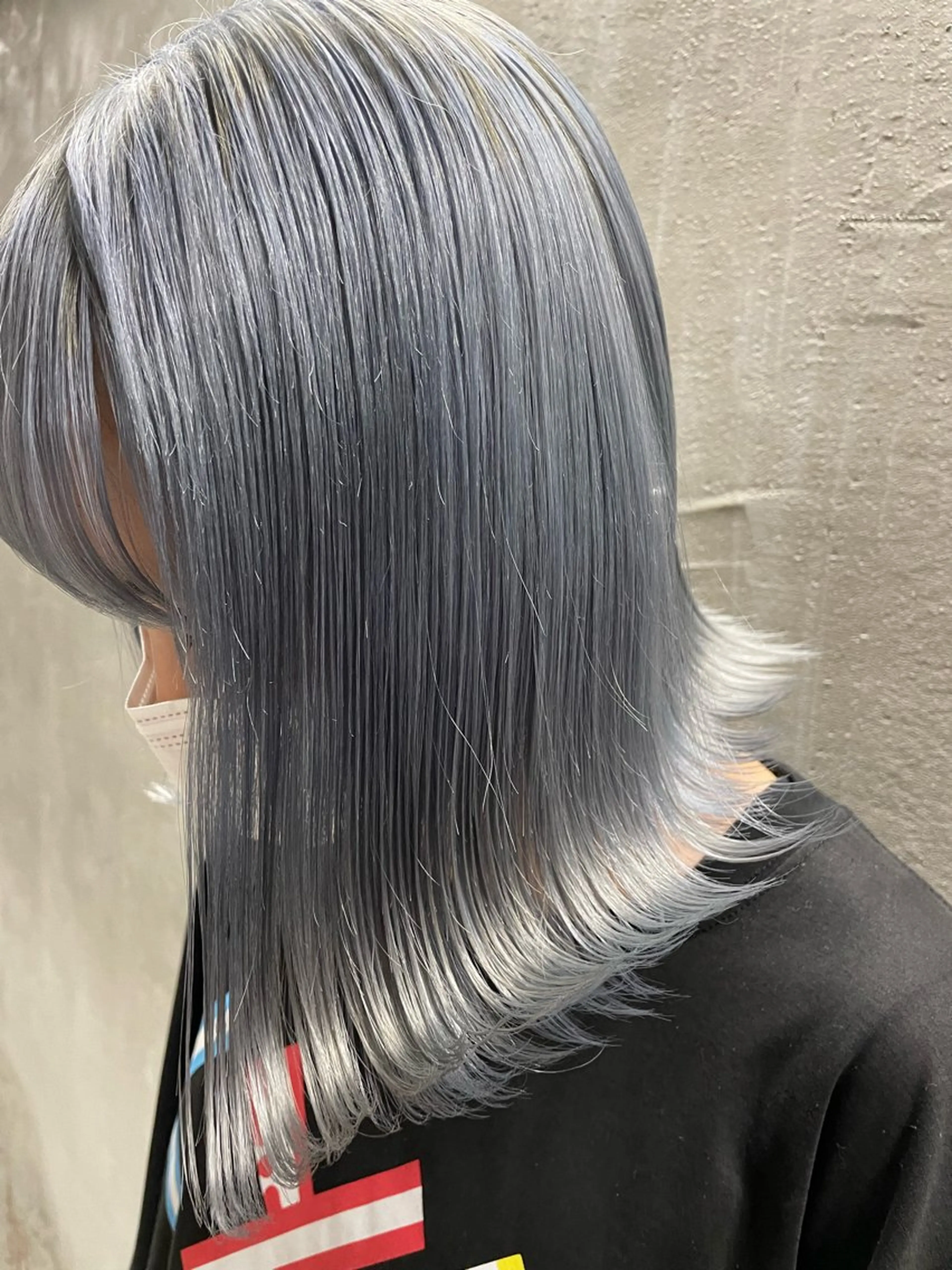 ミディアム カラー ブルーカラー ハイトーンカラー ブリーチ/レイヤー 💙ayame💙のヘアスタイル