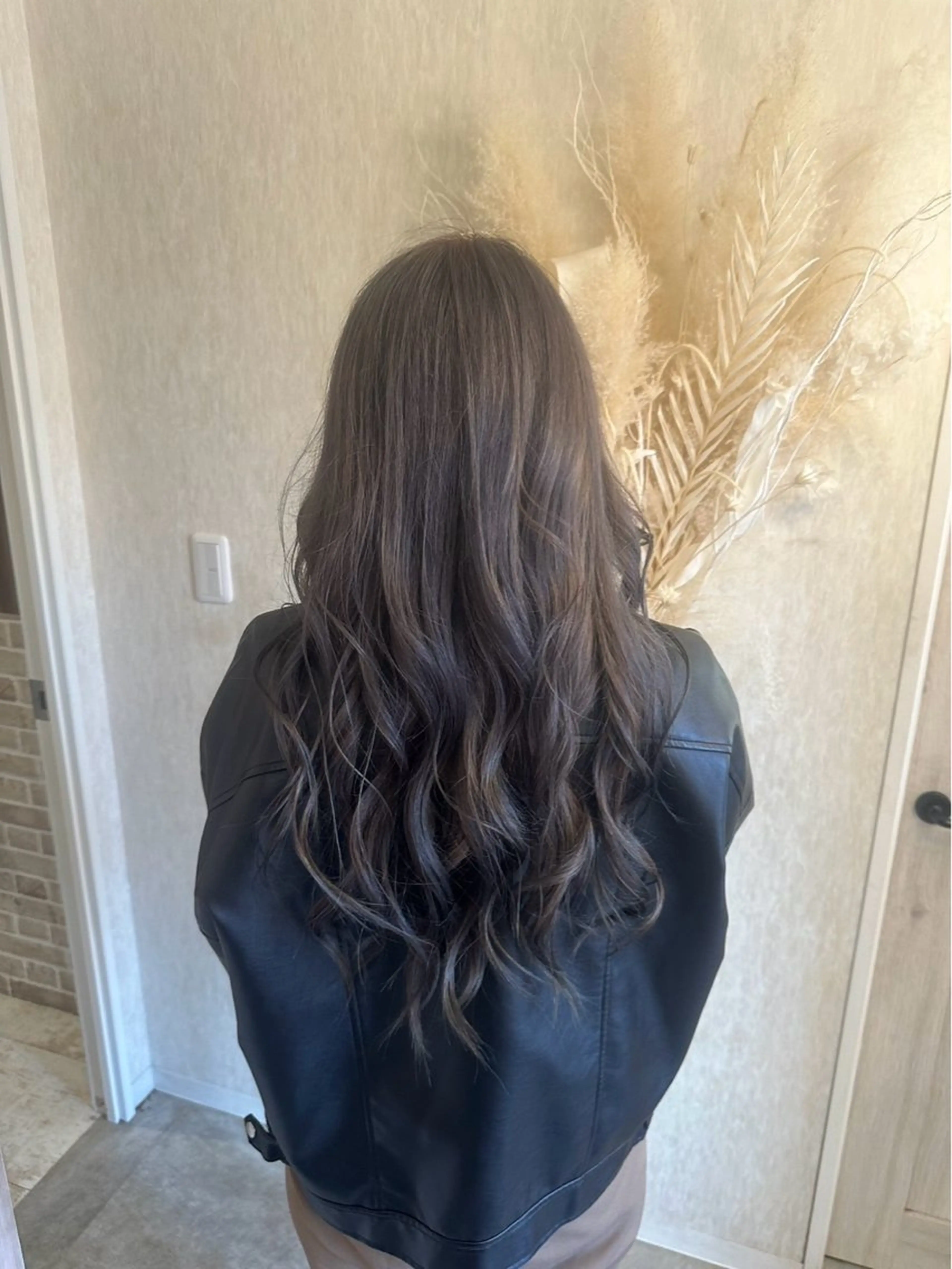カラー グレージュ 中田 渚のヘアスタイル