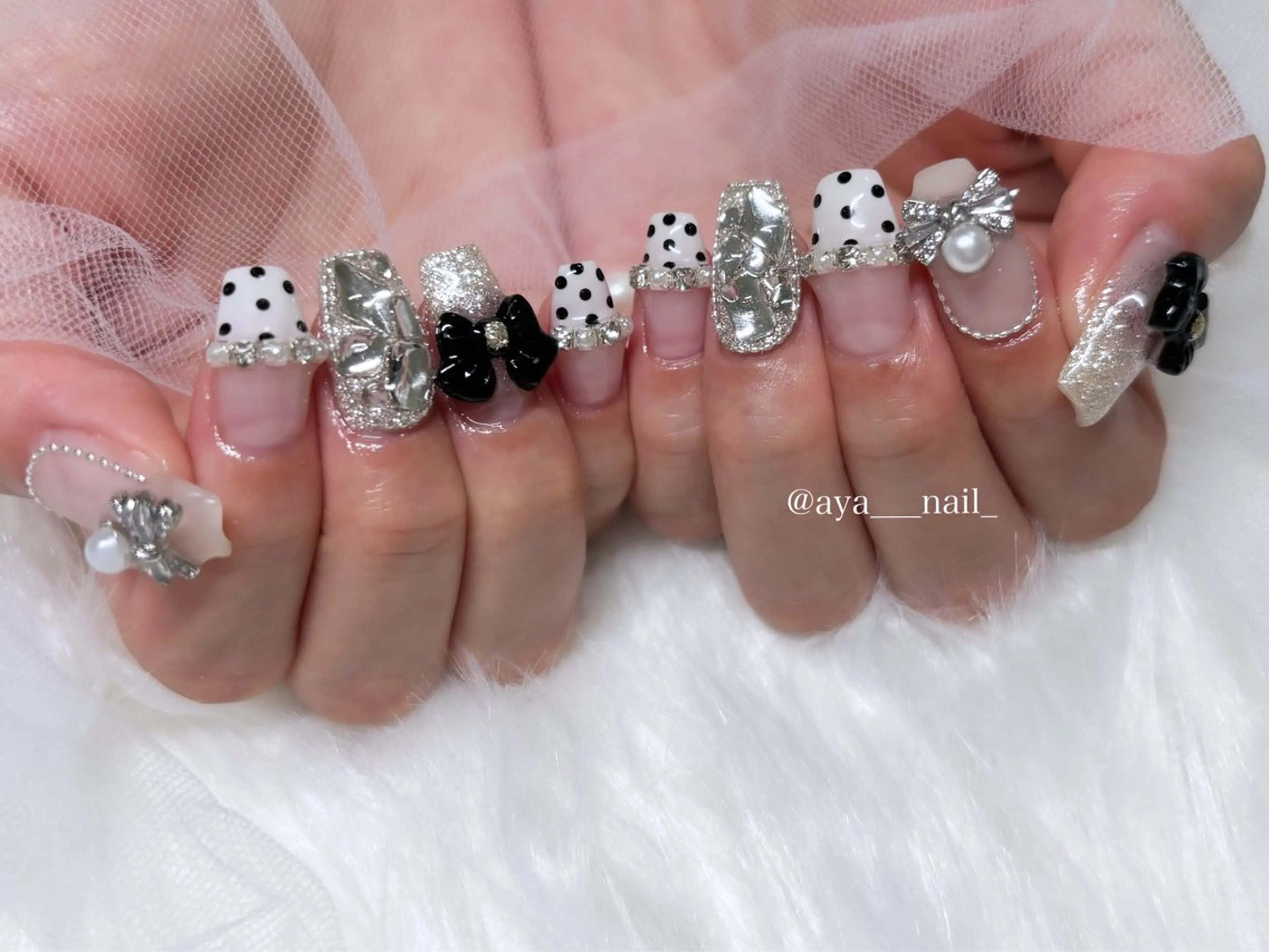 ネイル Roi〈ロワ〉 ayanaのネイルデザイン