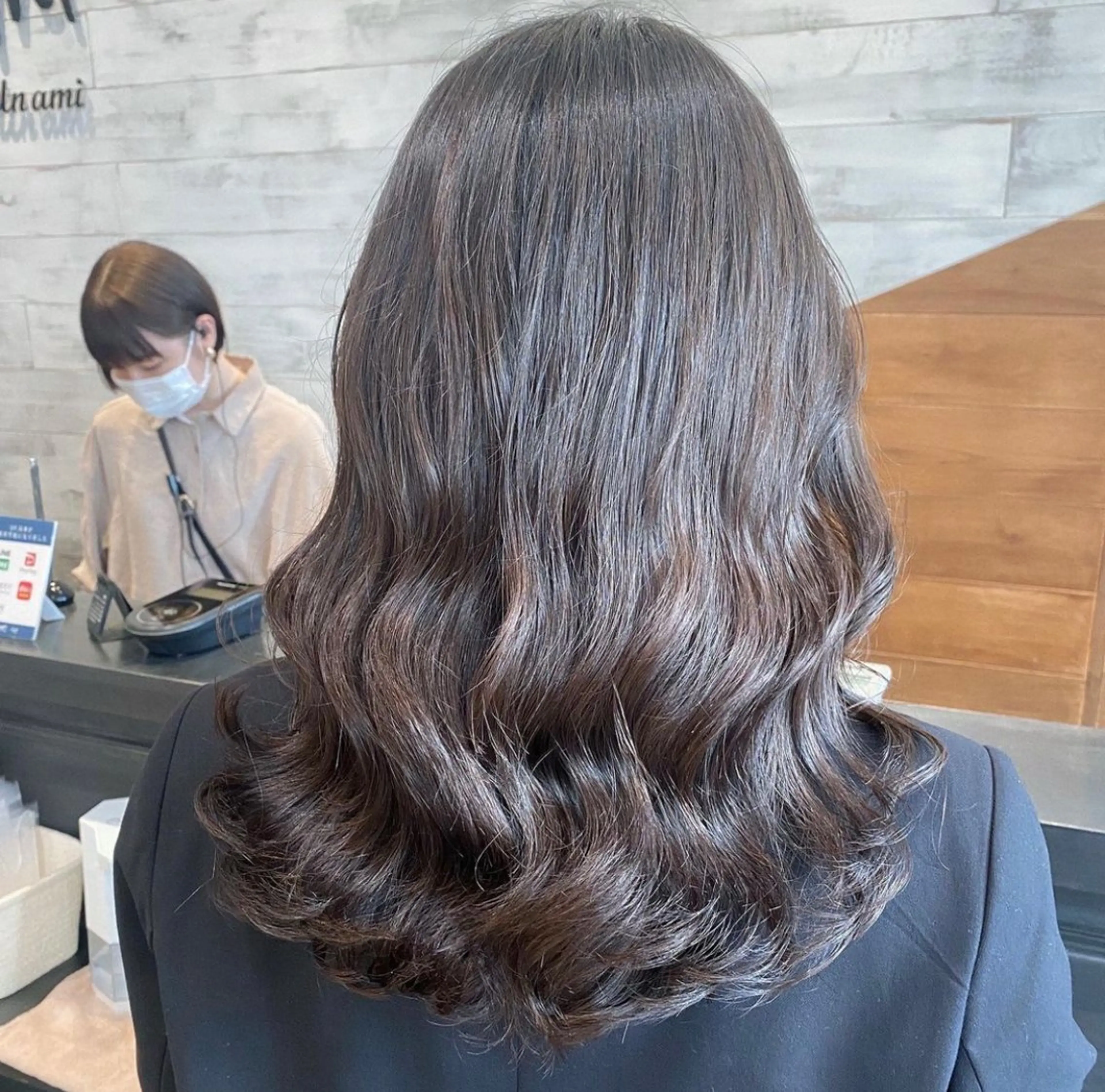 ロング 栗原 瑞稀のヘアスタイル