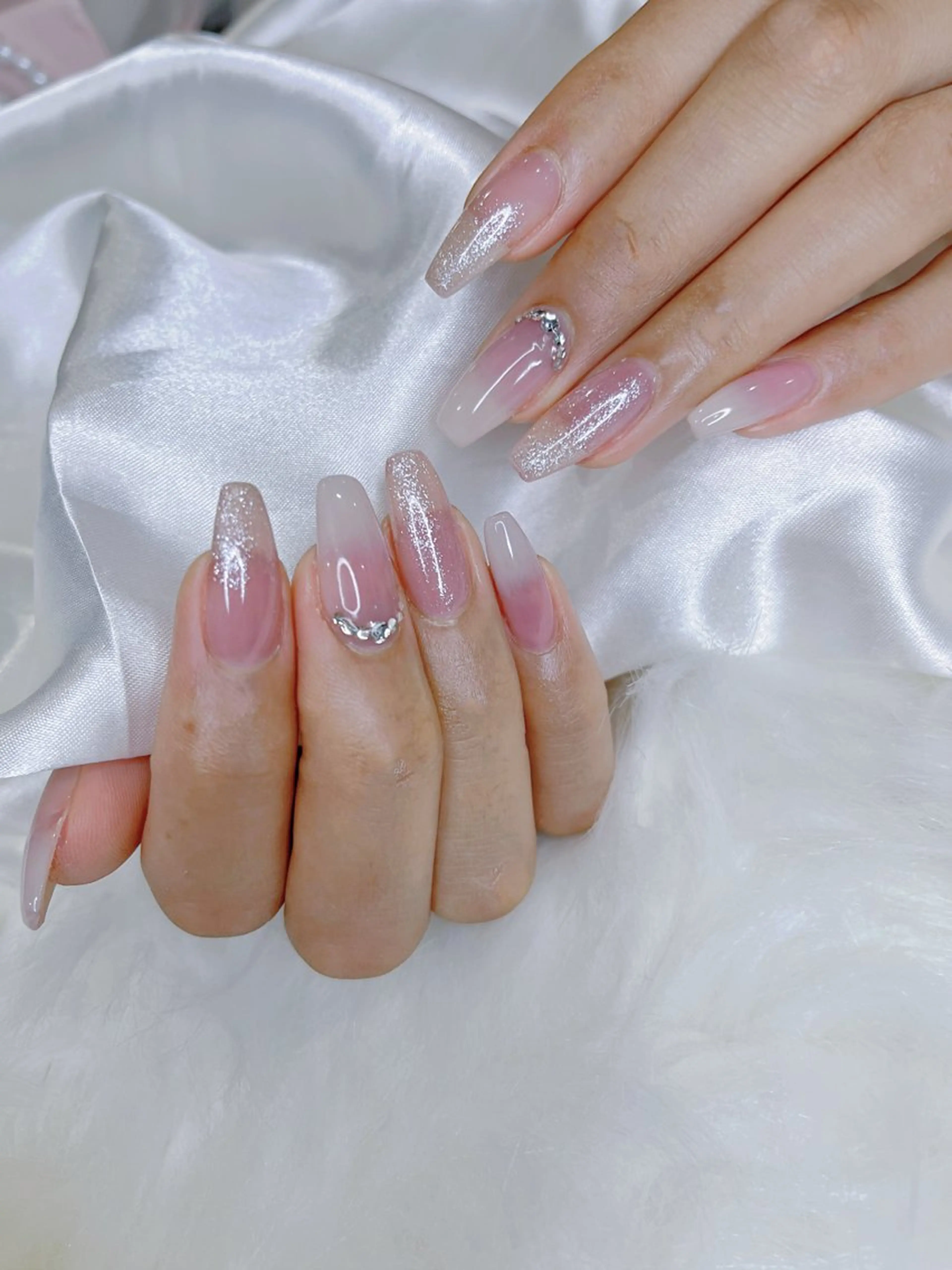 ネイル ハンドネイル Cleo伏見店🌿 Momokaのネイルデザイン