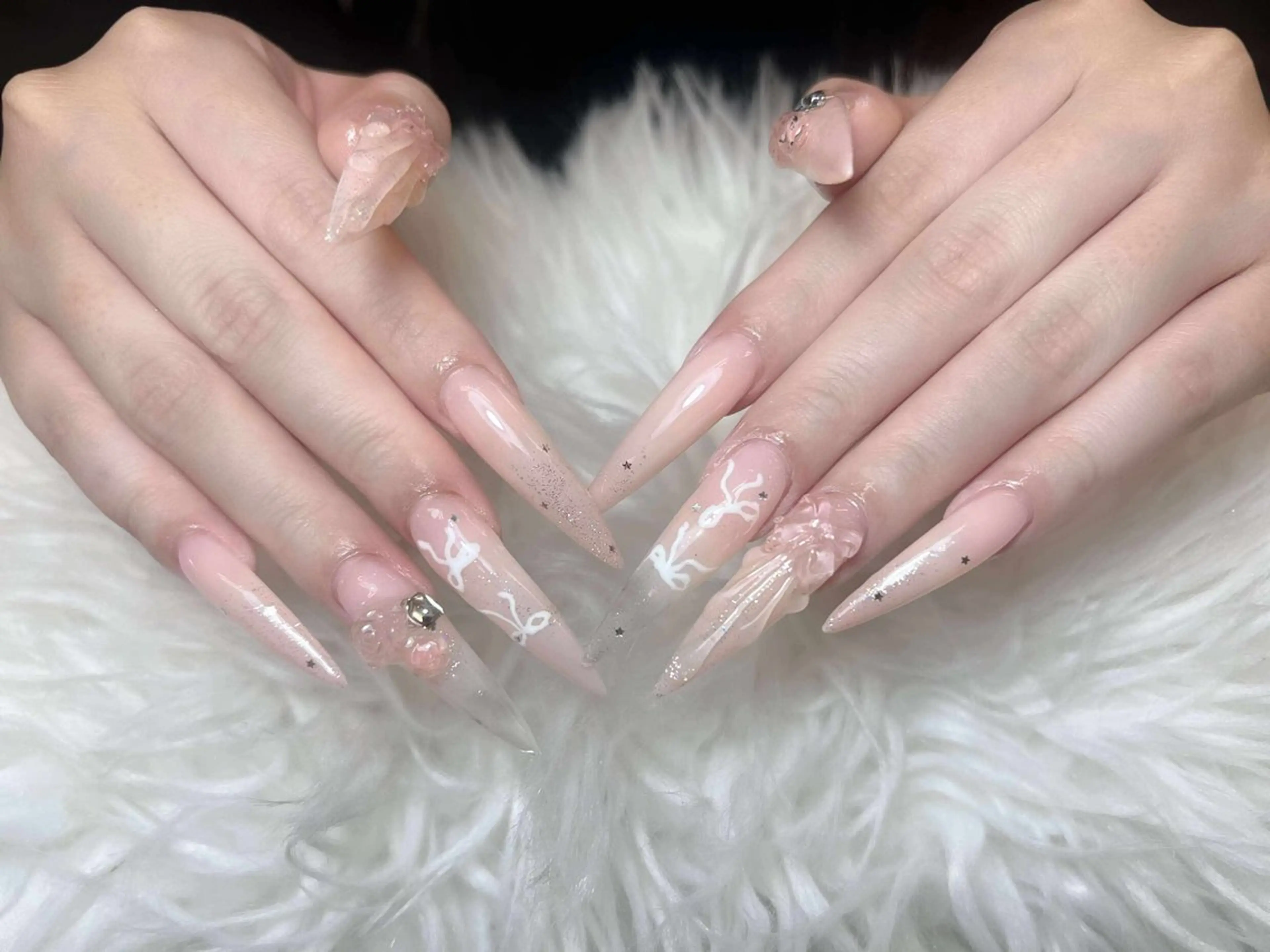 ネイル ハンドネイル ハンドケア Anh Nail 歌舞伎町のネイルデザイン