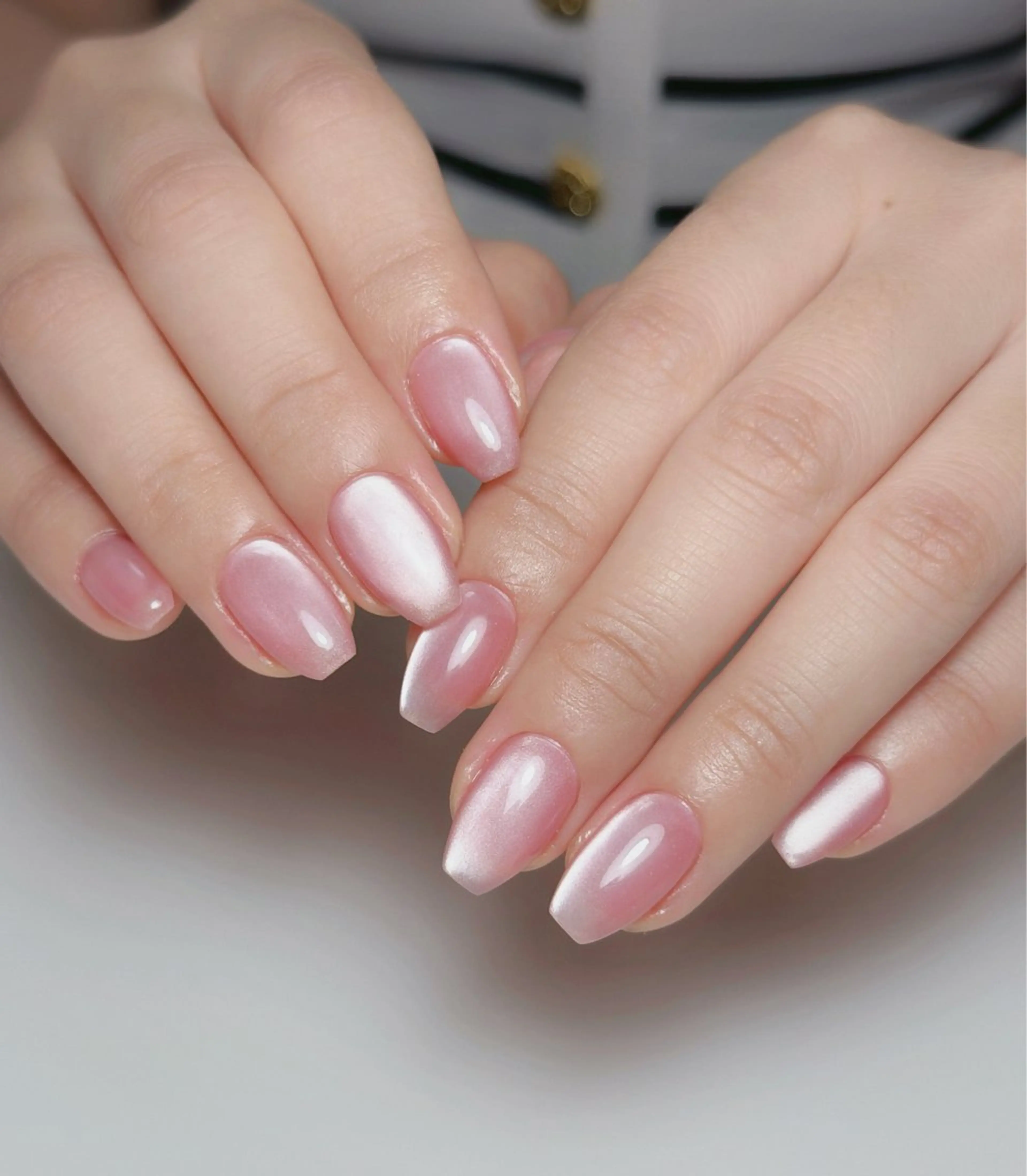 ネイル オーロラネイル 長さ出し フットネイル 韓国ネイル ラメ(グリッター) ハンドネイル 👍thumbs up nail👍のネイルデザイン