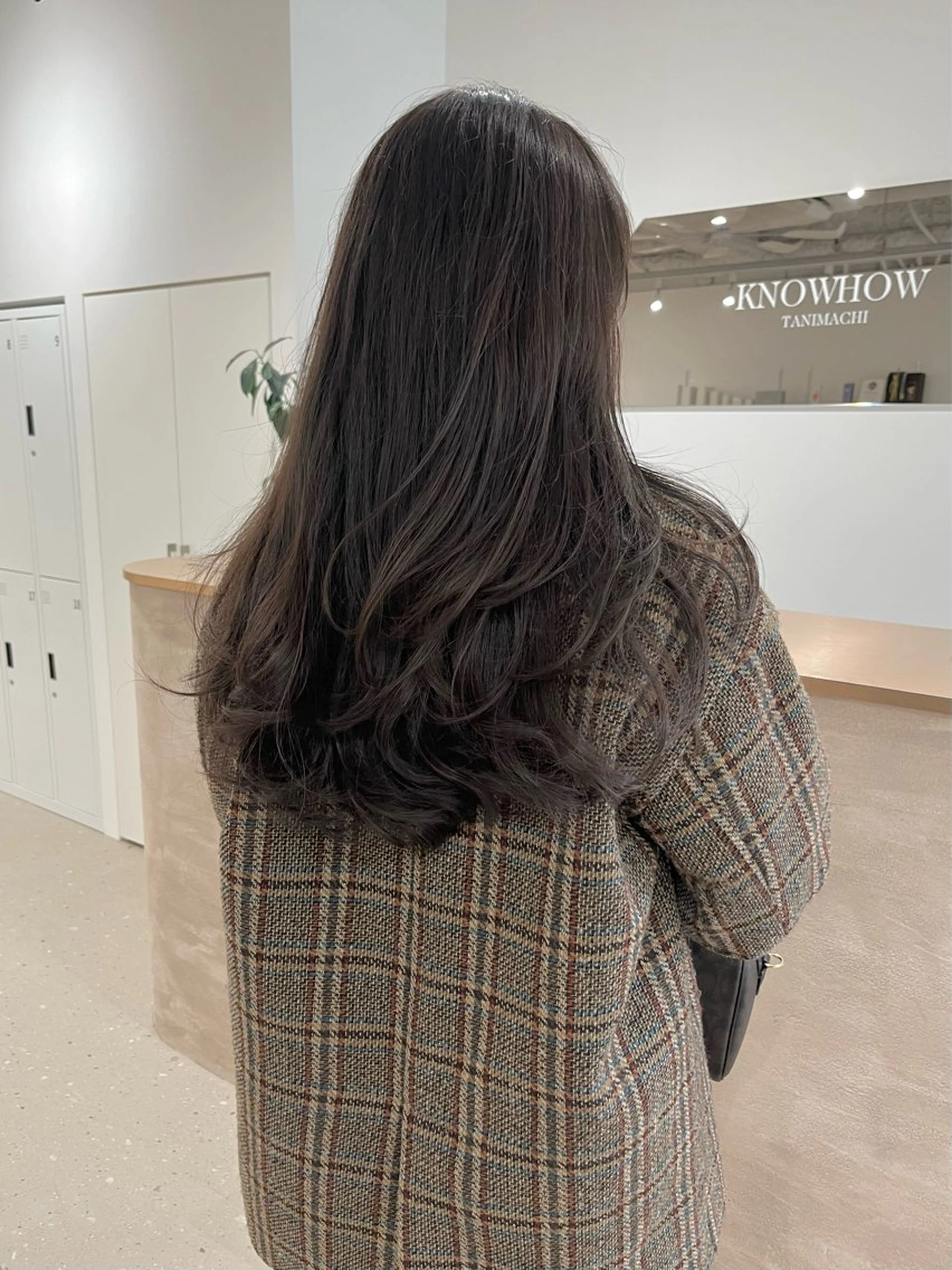 ロング レイヤーカット 箱崎 凪沙のヘアスタイル