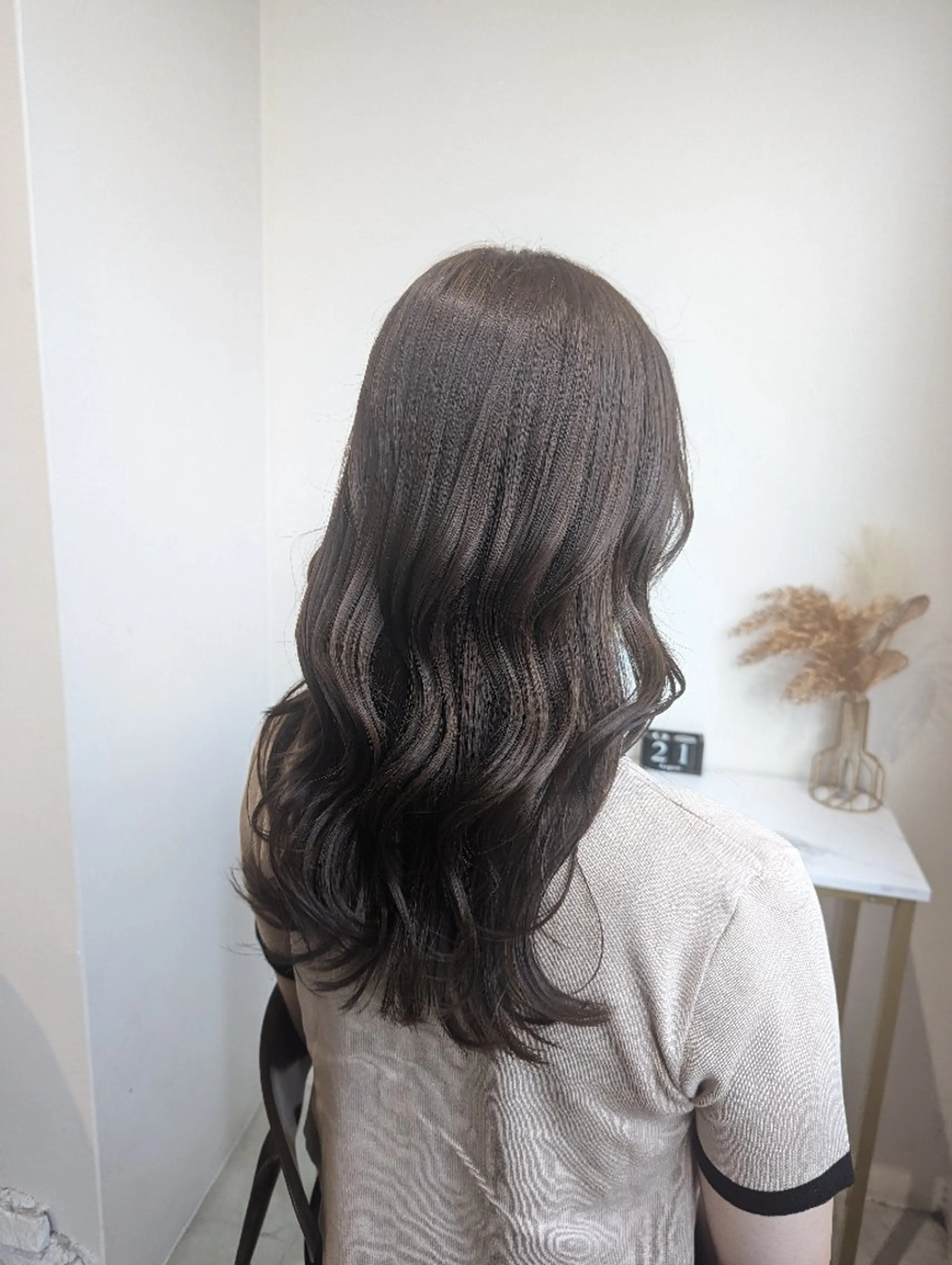 カラー nanami /Toiroのヘアスタイル