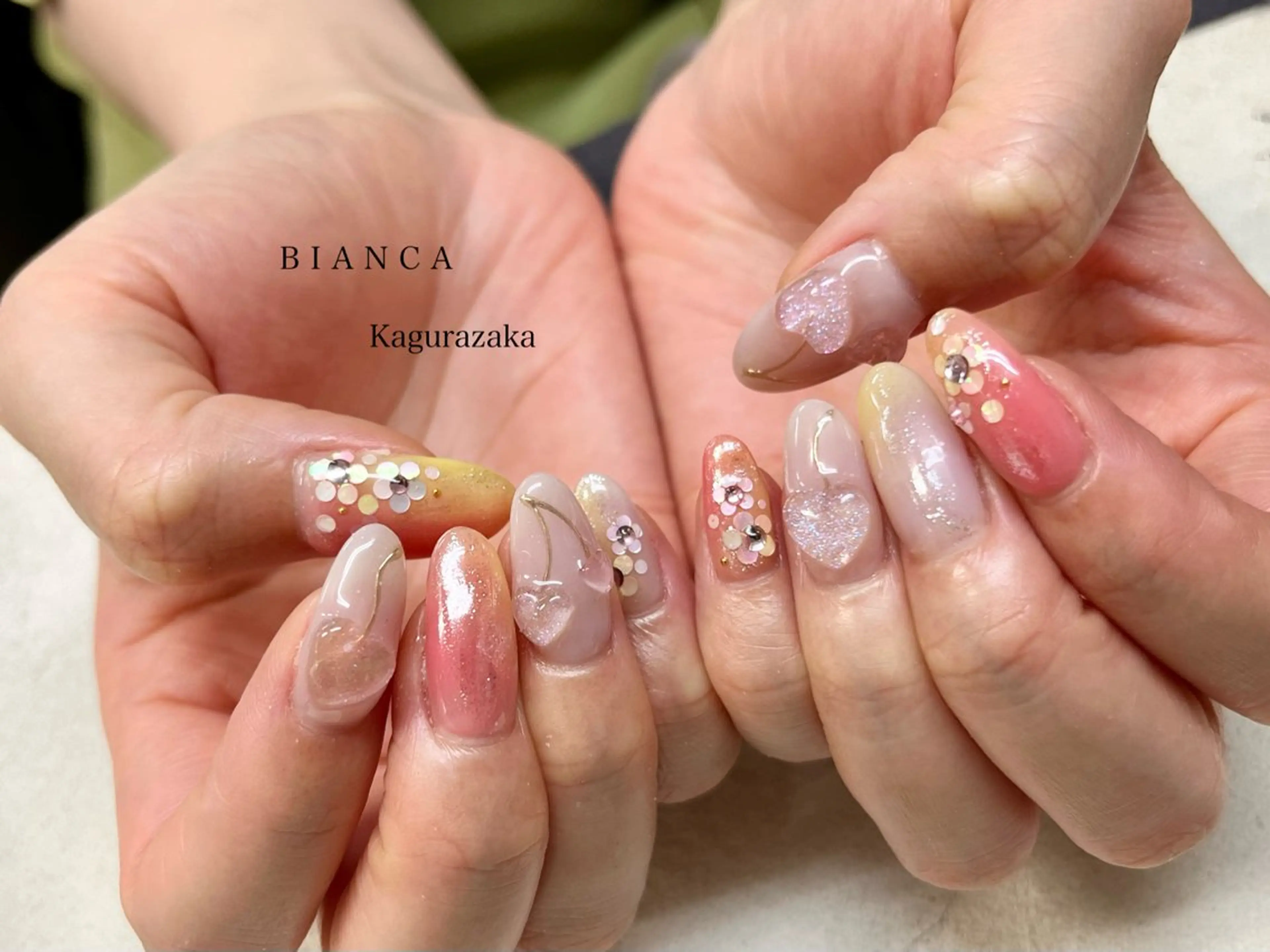 ネイル ハンドネイル BIANCA Ouchidaのネイルデザイン