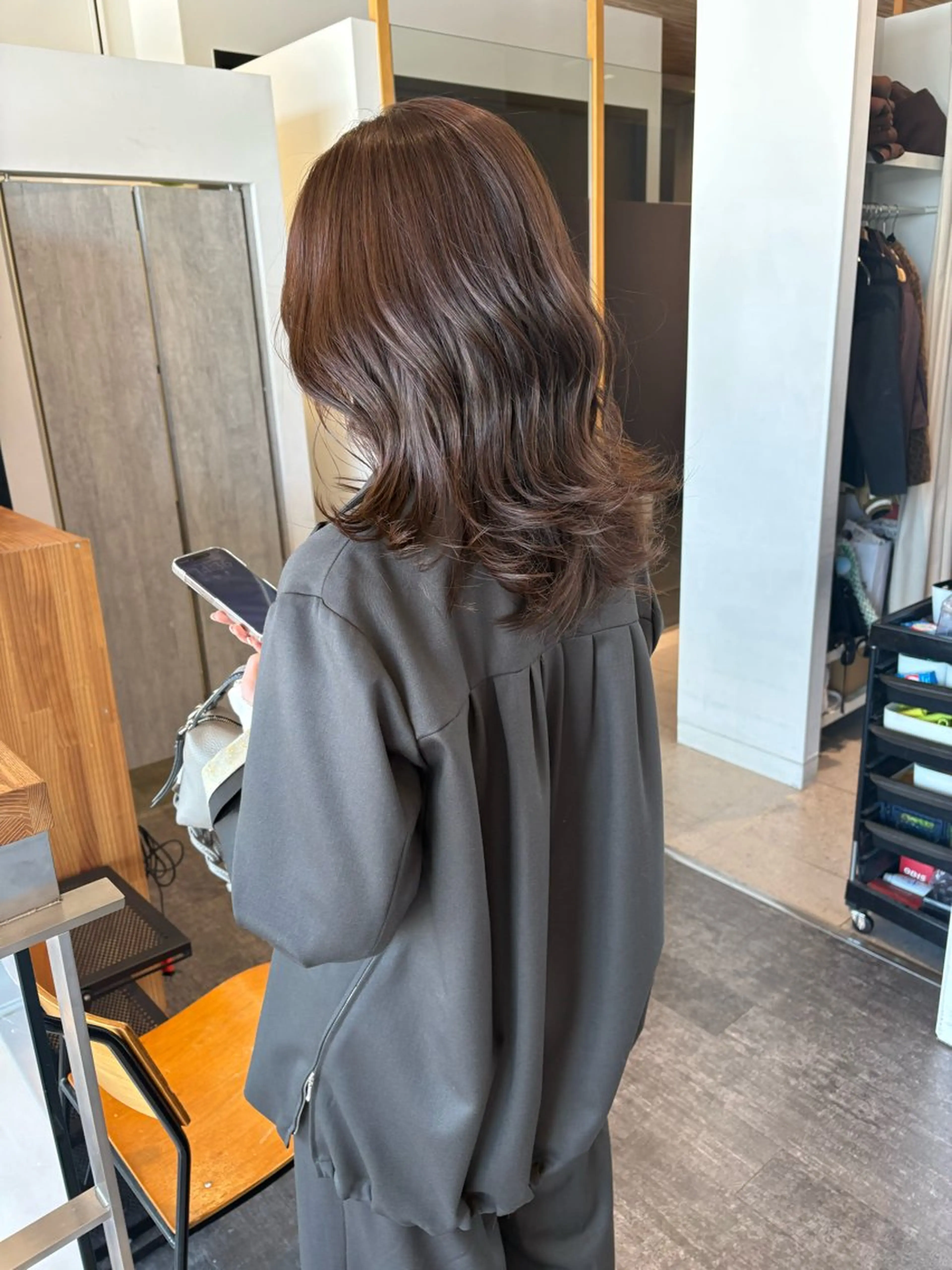 セミロング カラー レイヤーカット カット ヘアカラー mao | 柔らか艶カラー🫧のヘアスタイル