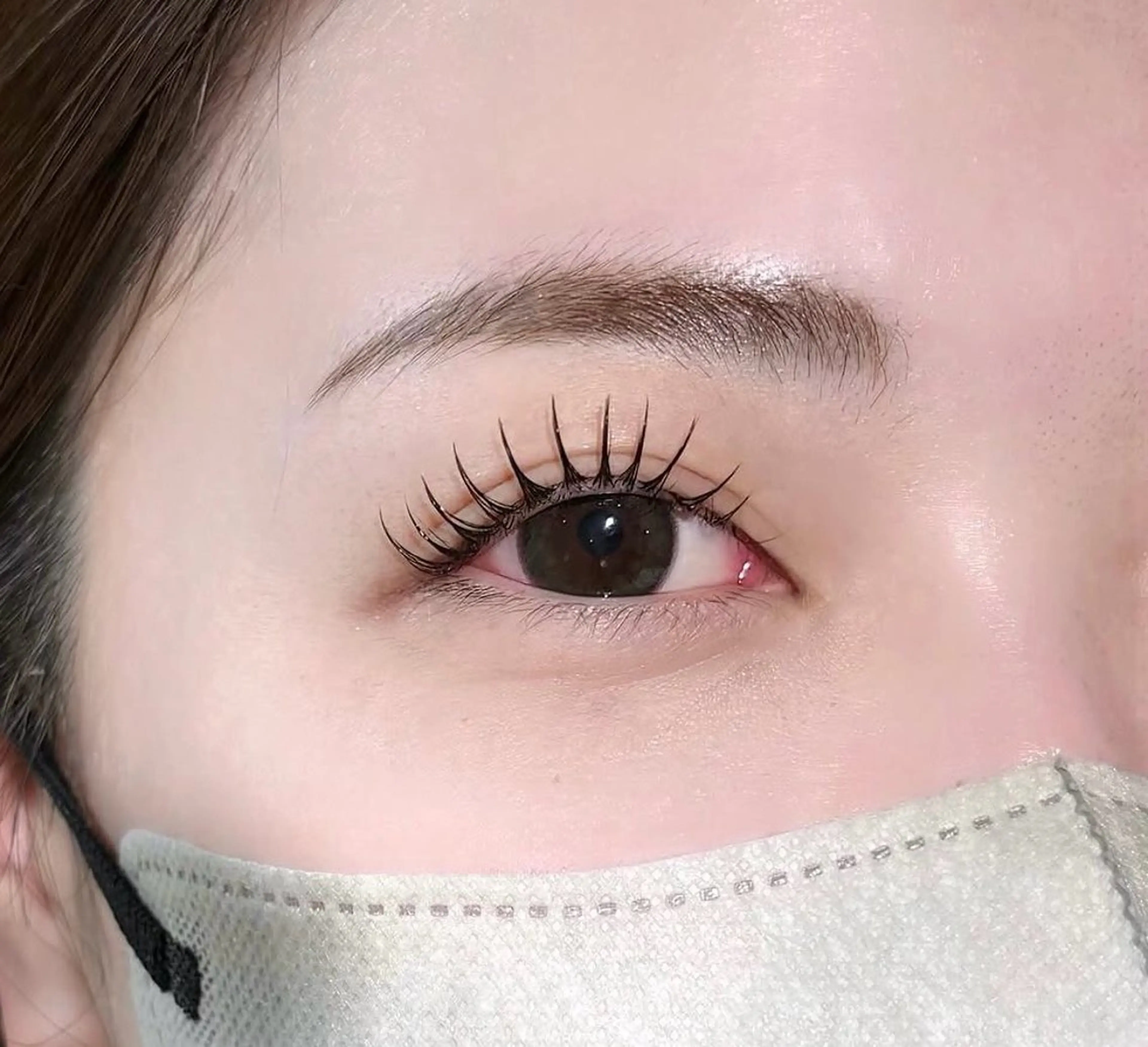 マツエク・マツパ バインドロック パリジェンヌラッシュリフト マツエク Reine eyelashの眉毛・アイブロウイメージ
