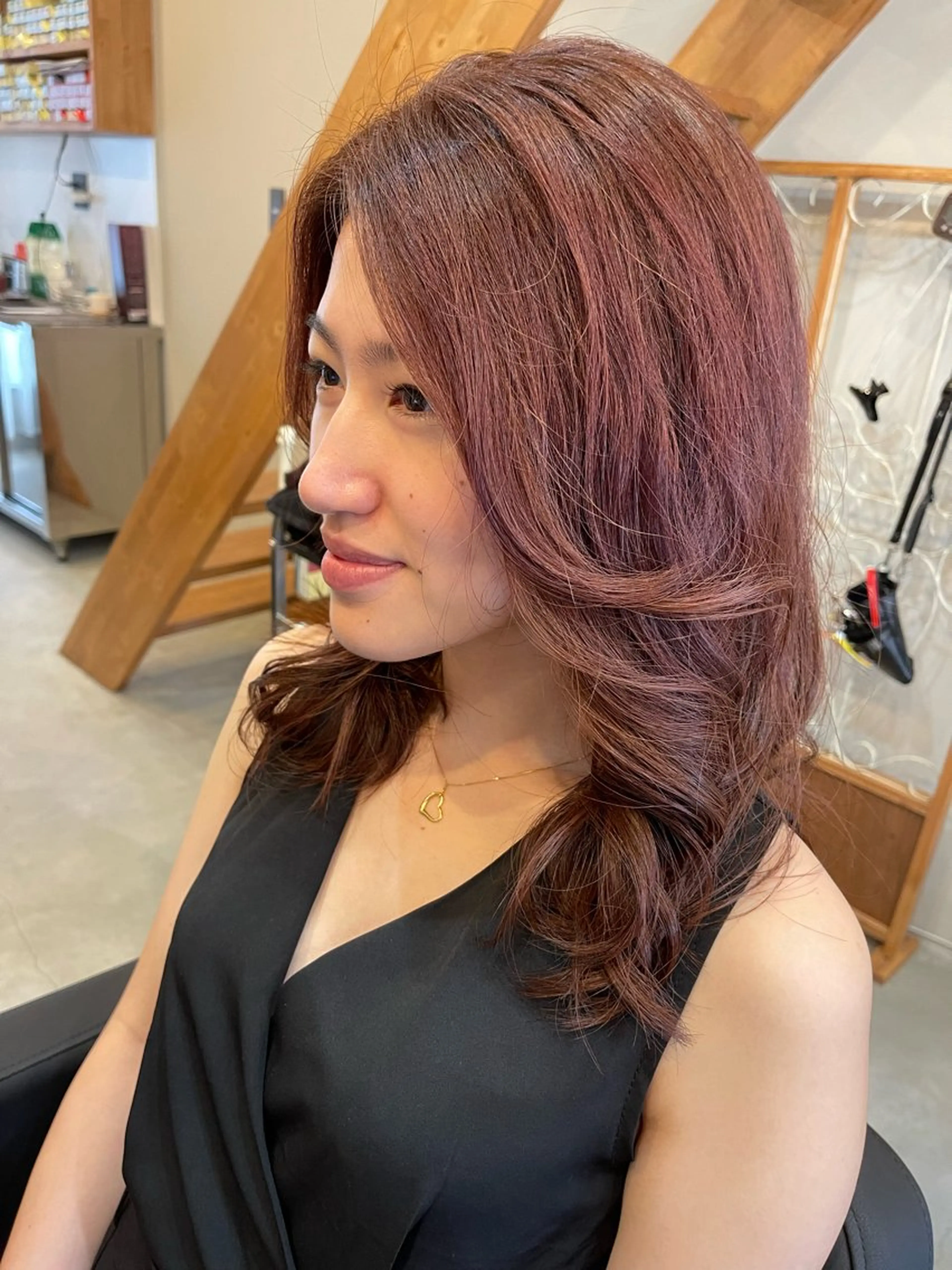 ロング カラー ヘアアレンジ nowhere ノーウェアのヘアスタイル