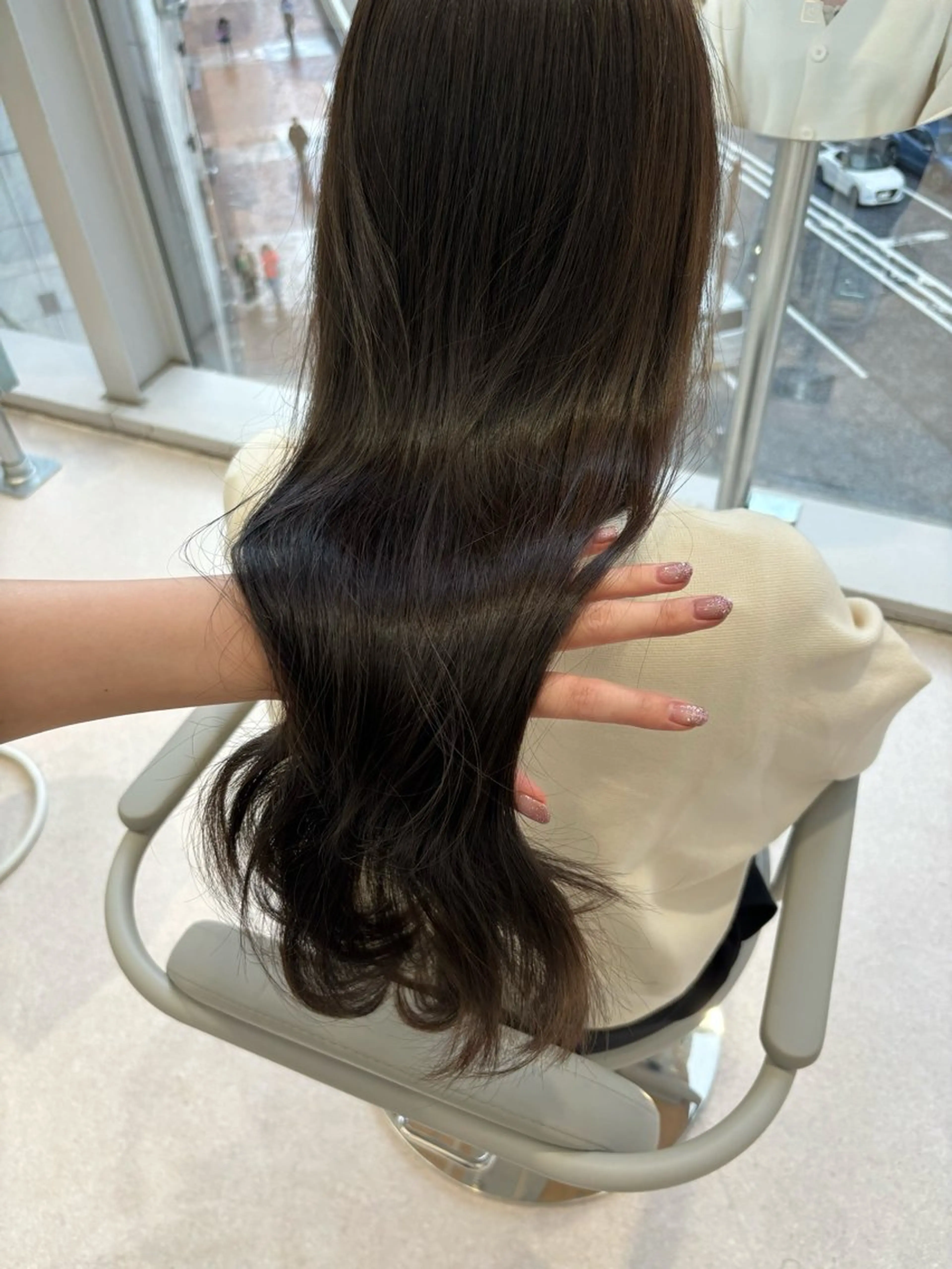 ロング レイヤーカット/ 透明感カラー🪽千優のヘアスタイル