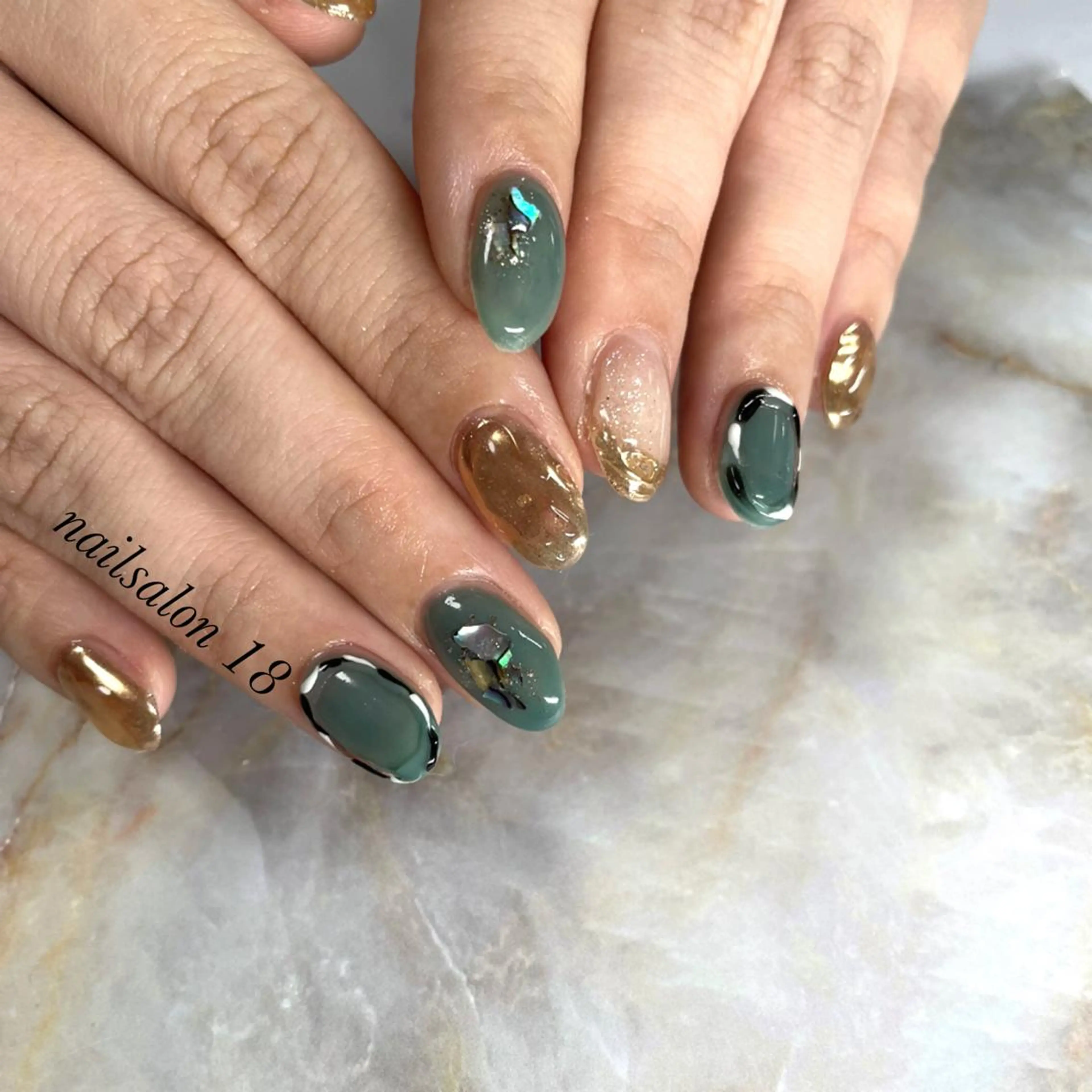 ネイル nail salon 18.のネイルデザイン